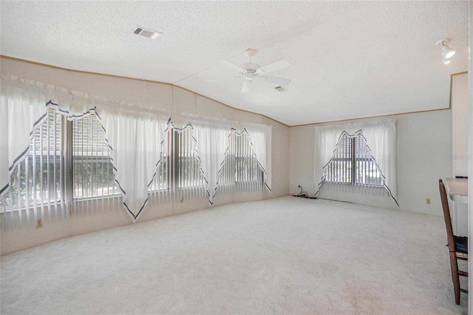 ZELLWOOD STATION COOP MH PARK - Residential