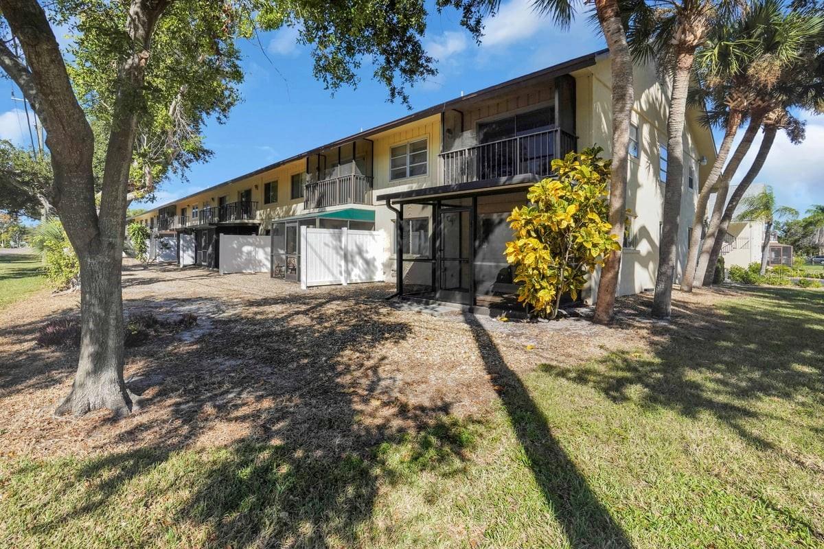 PARKDALE EAST - Residential