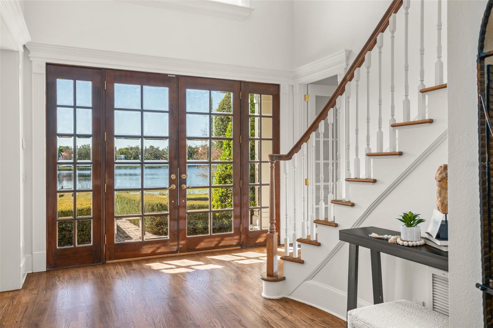 LAKE KNOWLES TERRACE - Residential