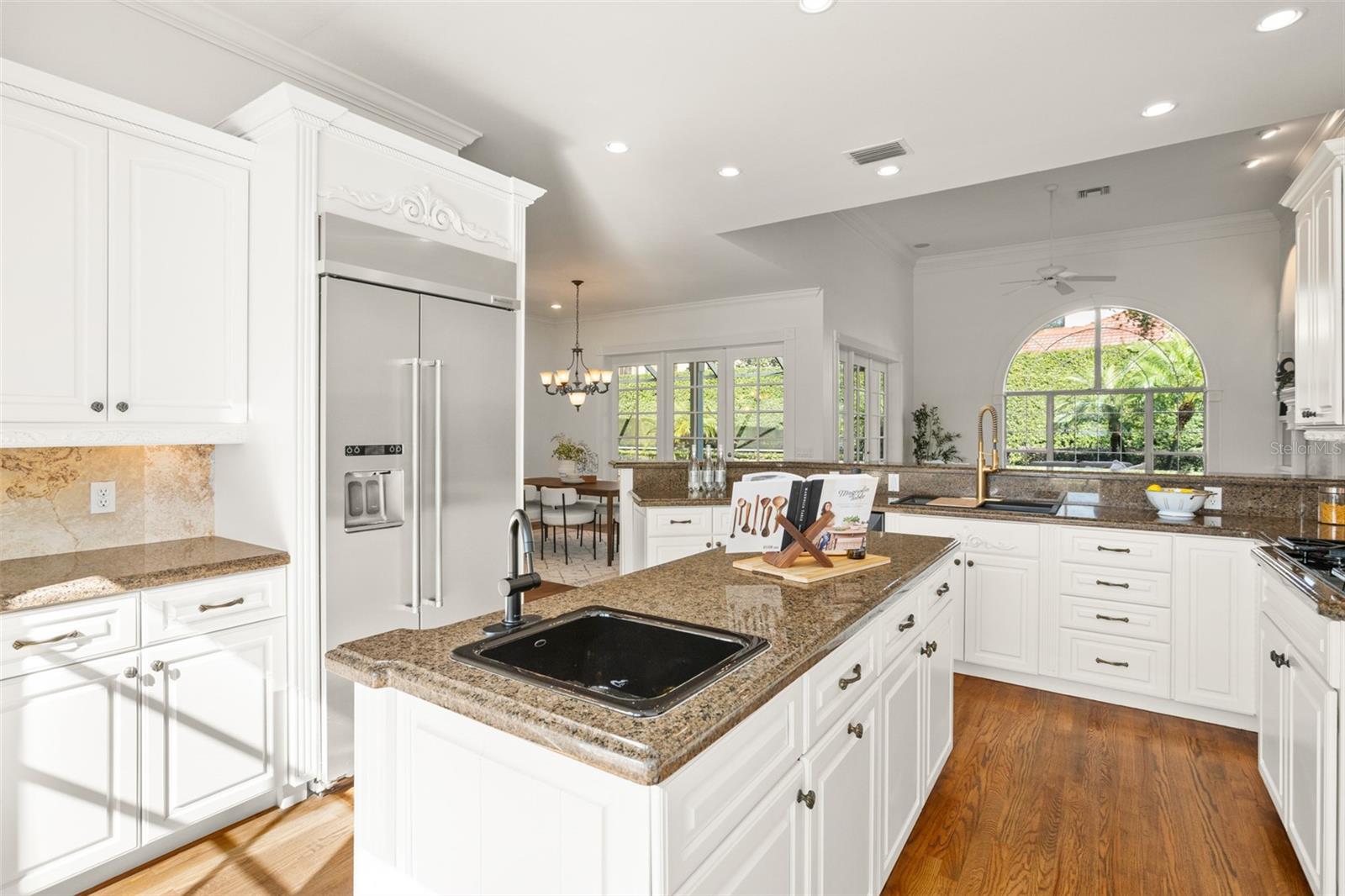 LAKE KNOWLES TERRACE - Residential