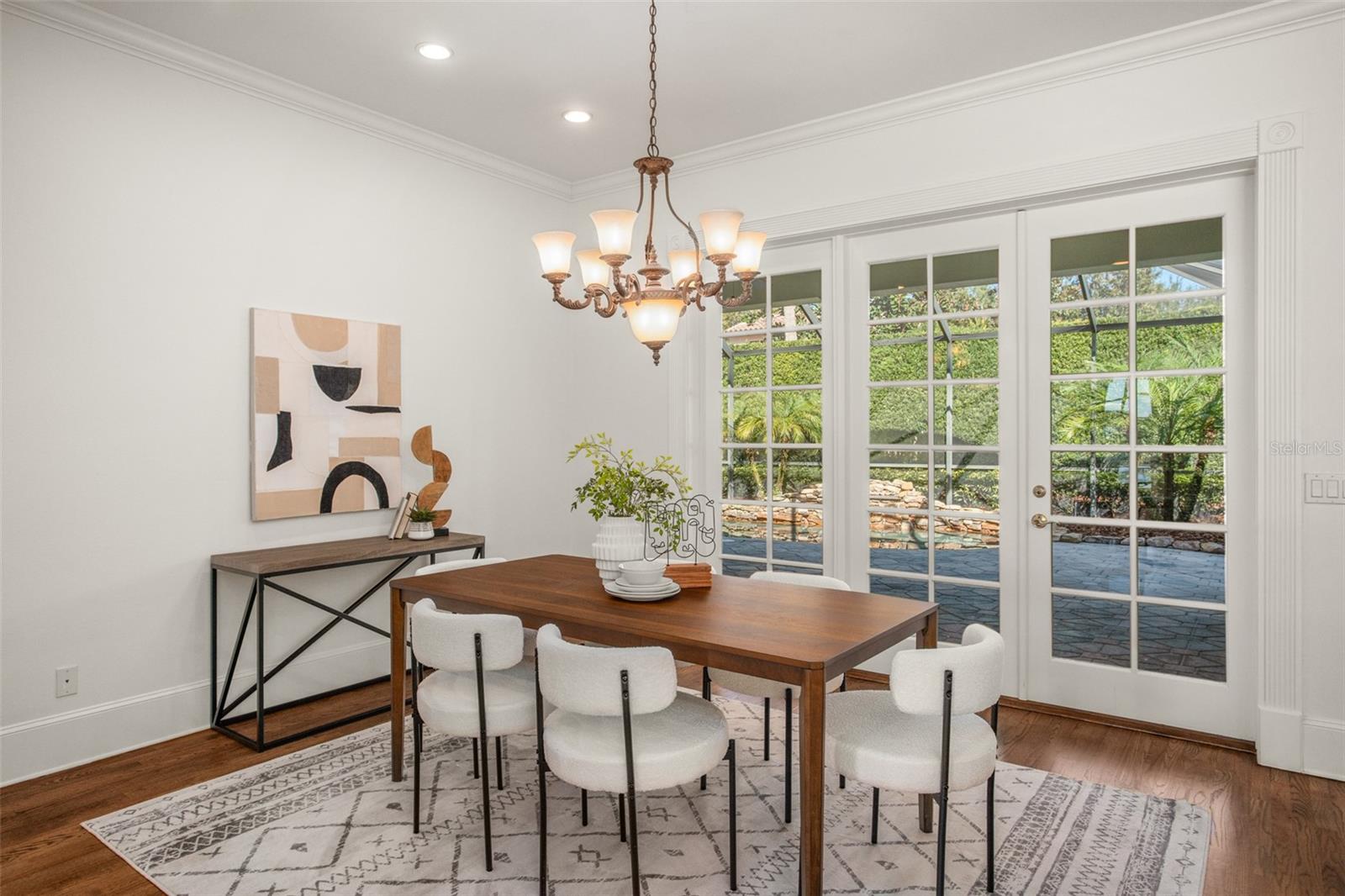 LAKE KNOWLES TERRACE - Residential