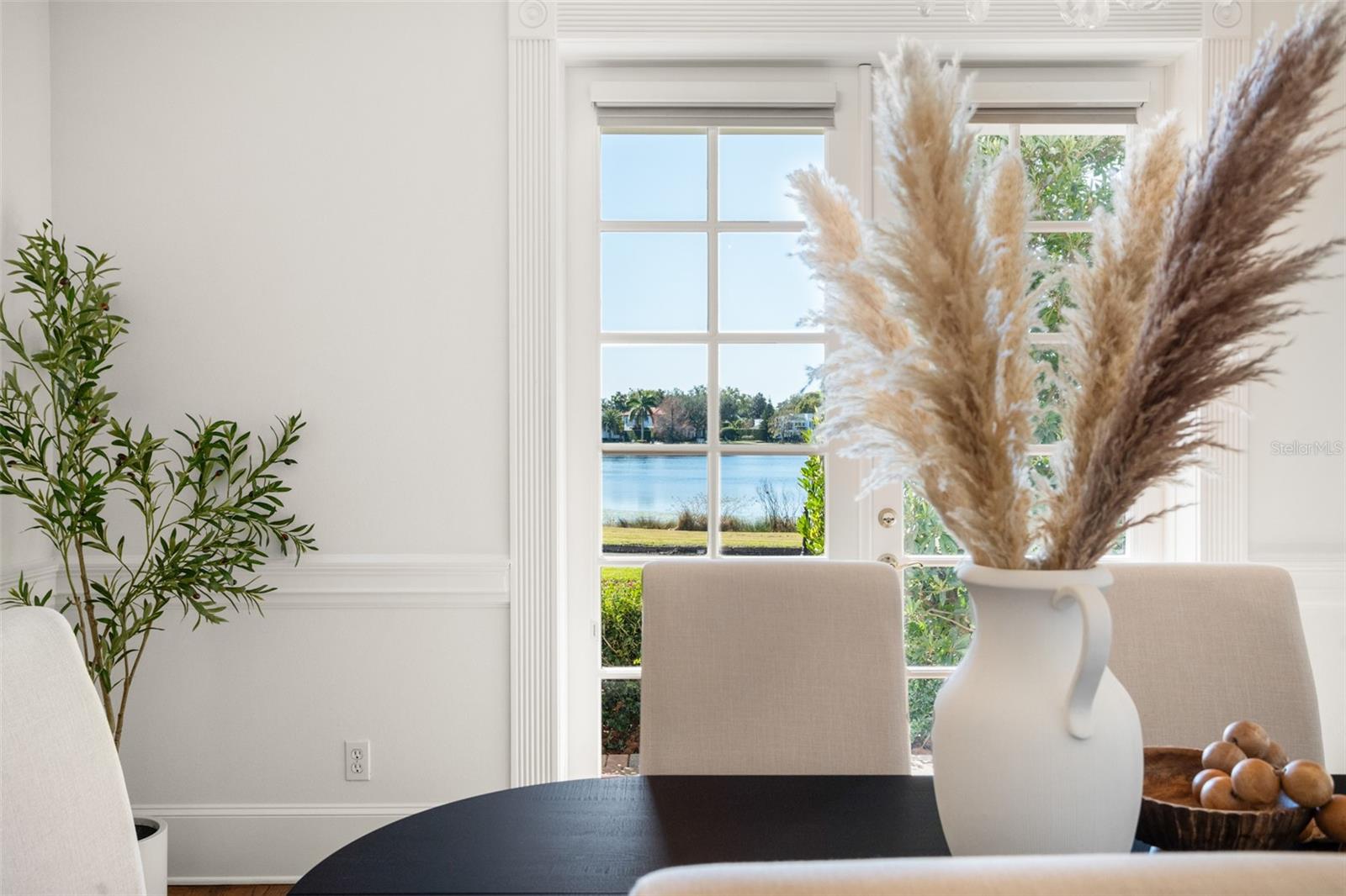 LAKE KNOWLES TERRACE - Residential