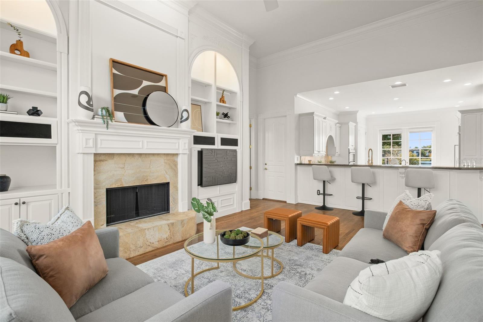 LAKE KNOWLES TERRACE - Residential