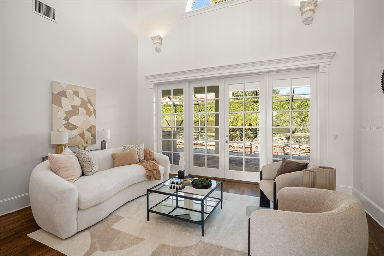 LAKE KNOWLES TERRACE - Residential