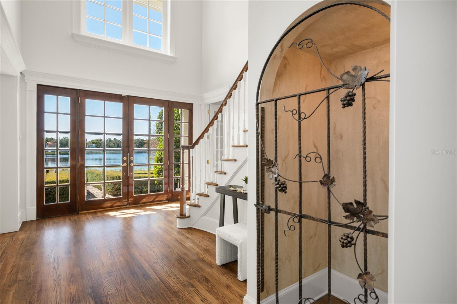 LAKE KNOWLES TERRACE - Residential