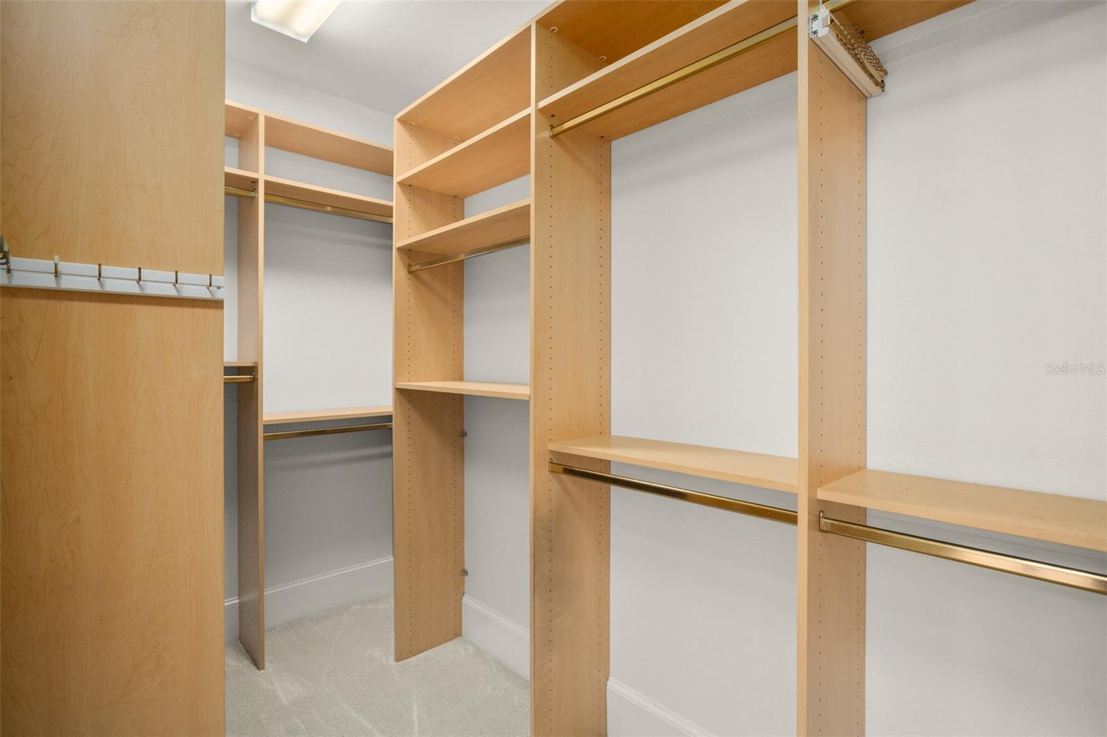 LAKE KNOWLES TERRACE - Residential