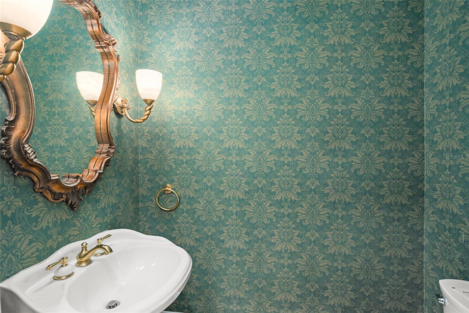 LAKE KNOWLES TERRACE - Residential