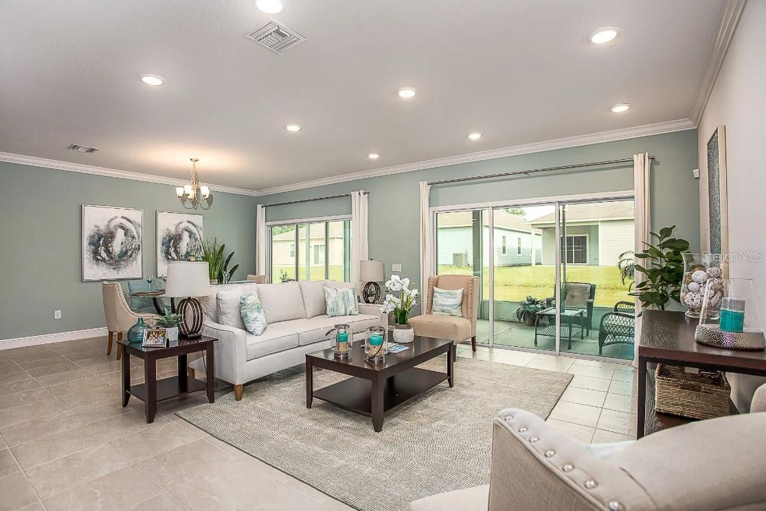 2211 HARBOUR DRIVE