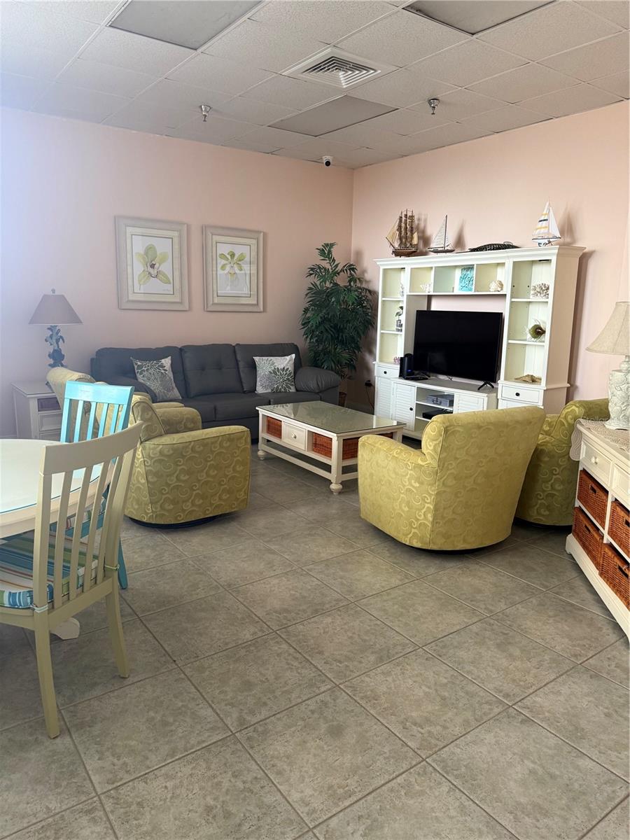 OCEANS ATRIUM 01 - Residential Lease