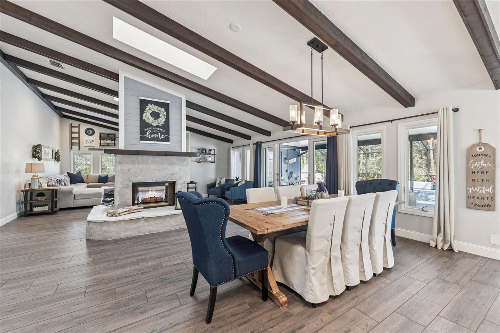 QUAIL ROOST RANCHES UNREC 202 - Residential