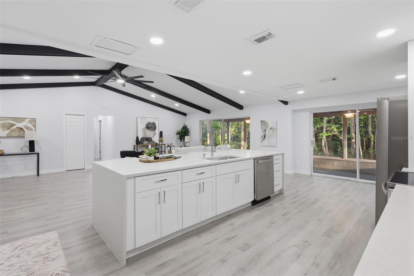 SWEETWATER OAKS SEC 05 - Residential