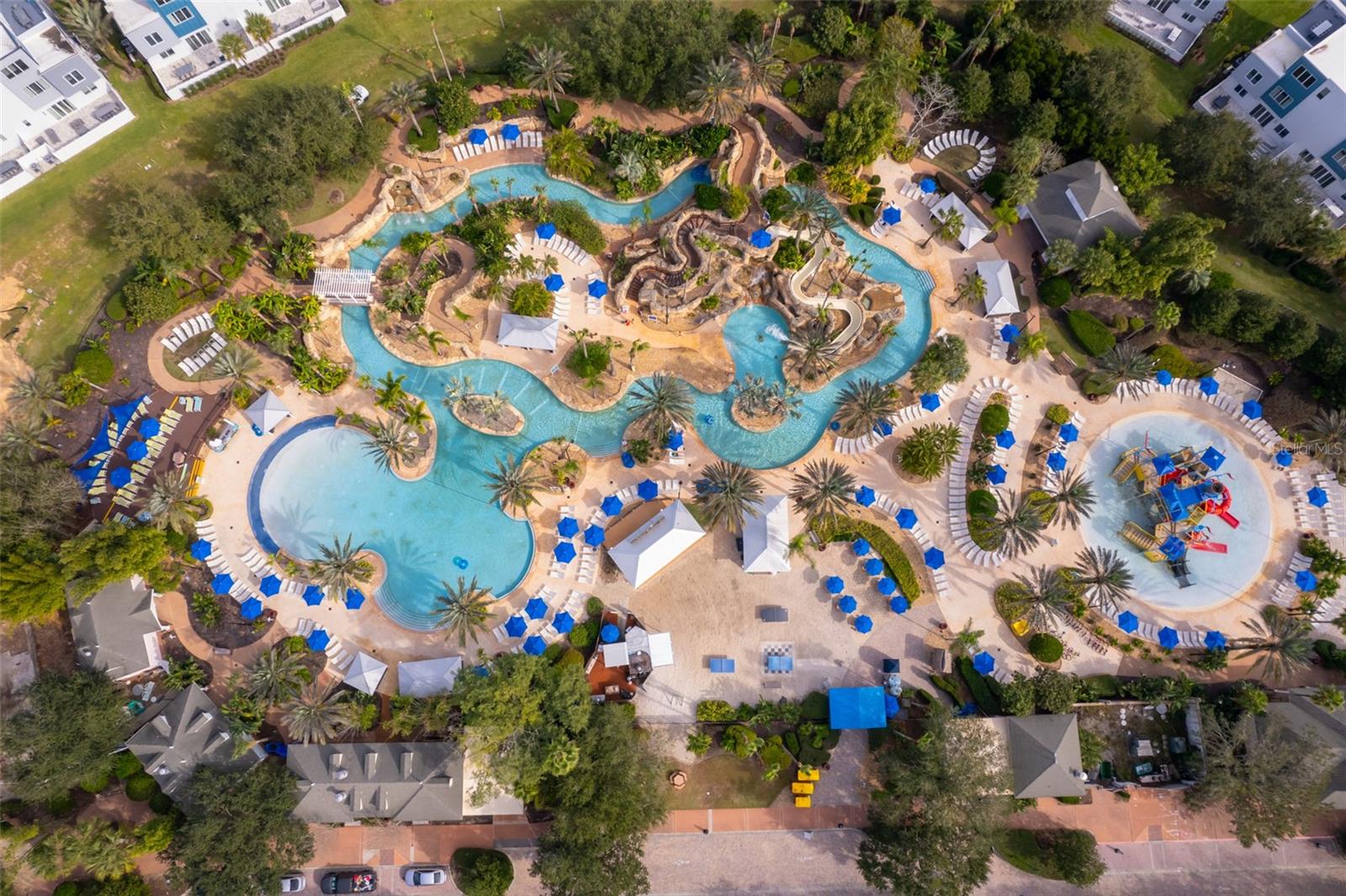 REUNION GRANDE CONDO - Residential