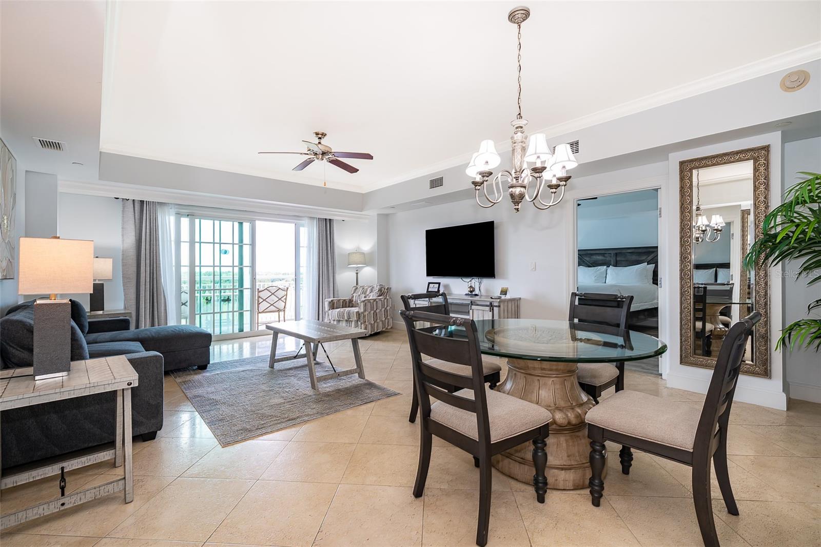 REUNION GRANDE CONDO - Residential