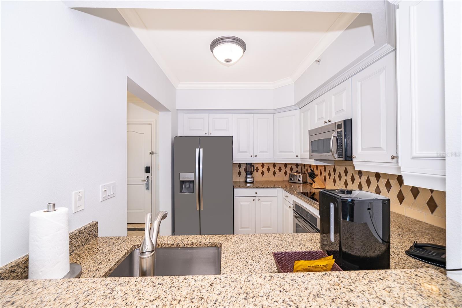 REUNION GRANDE CONDO - Residential