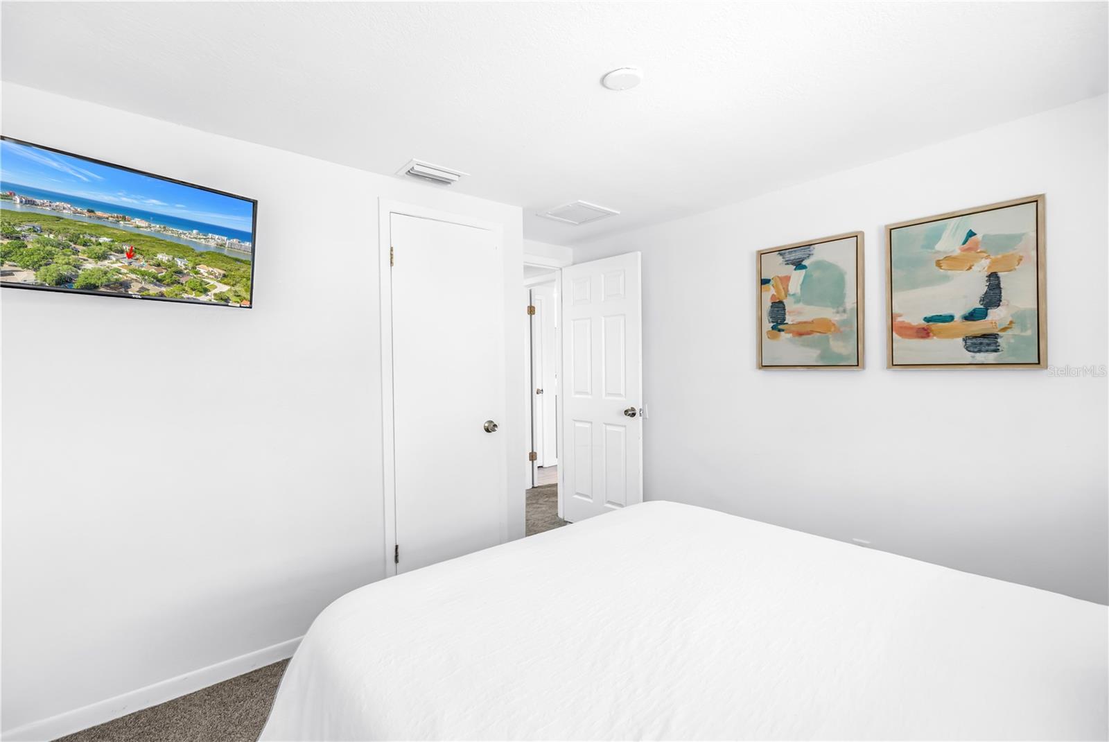 WHISPERING PINES FOREST 5TH ADD - Residential