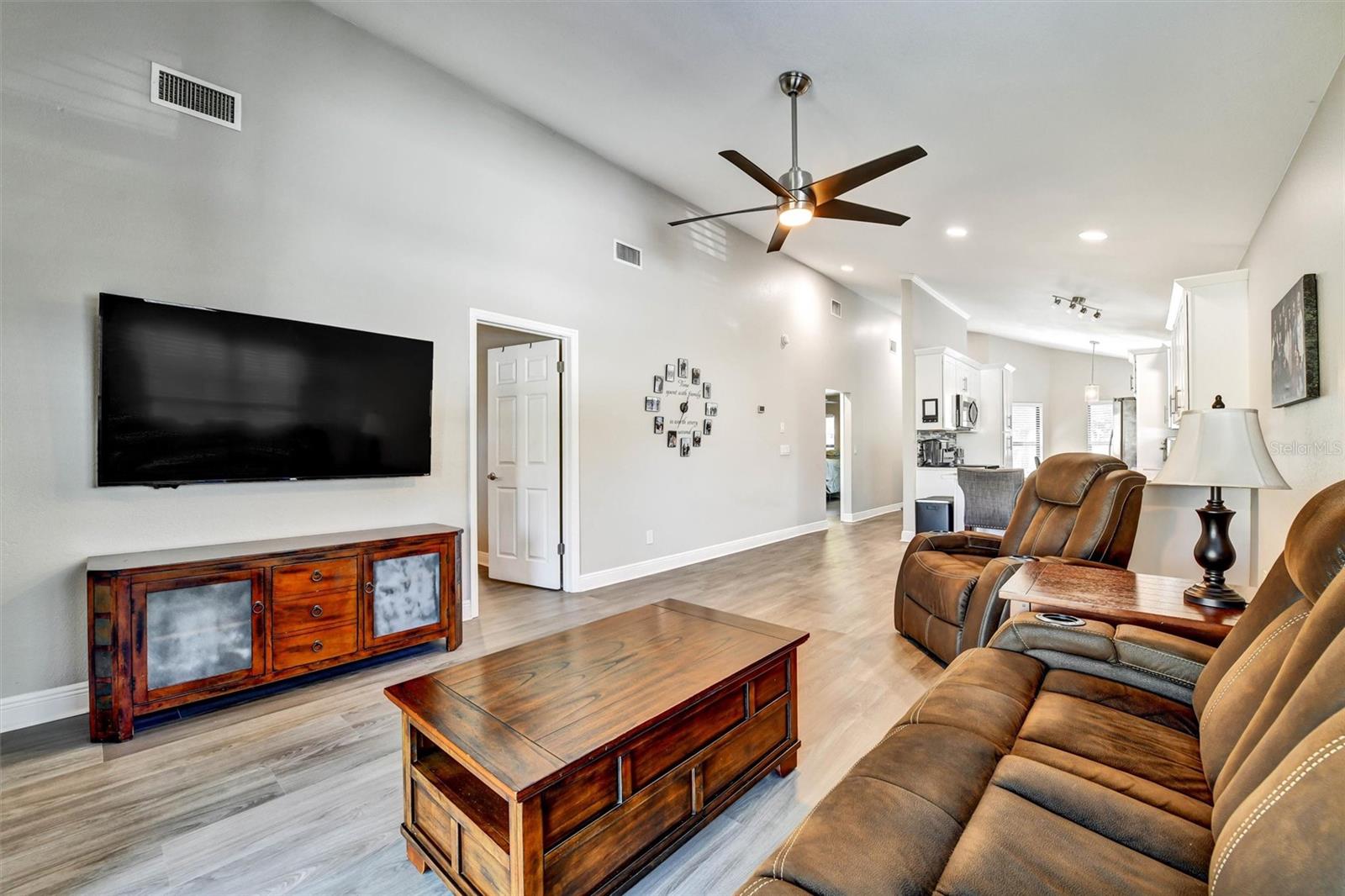 DUNEDIN PINES CONDO - Residential