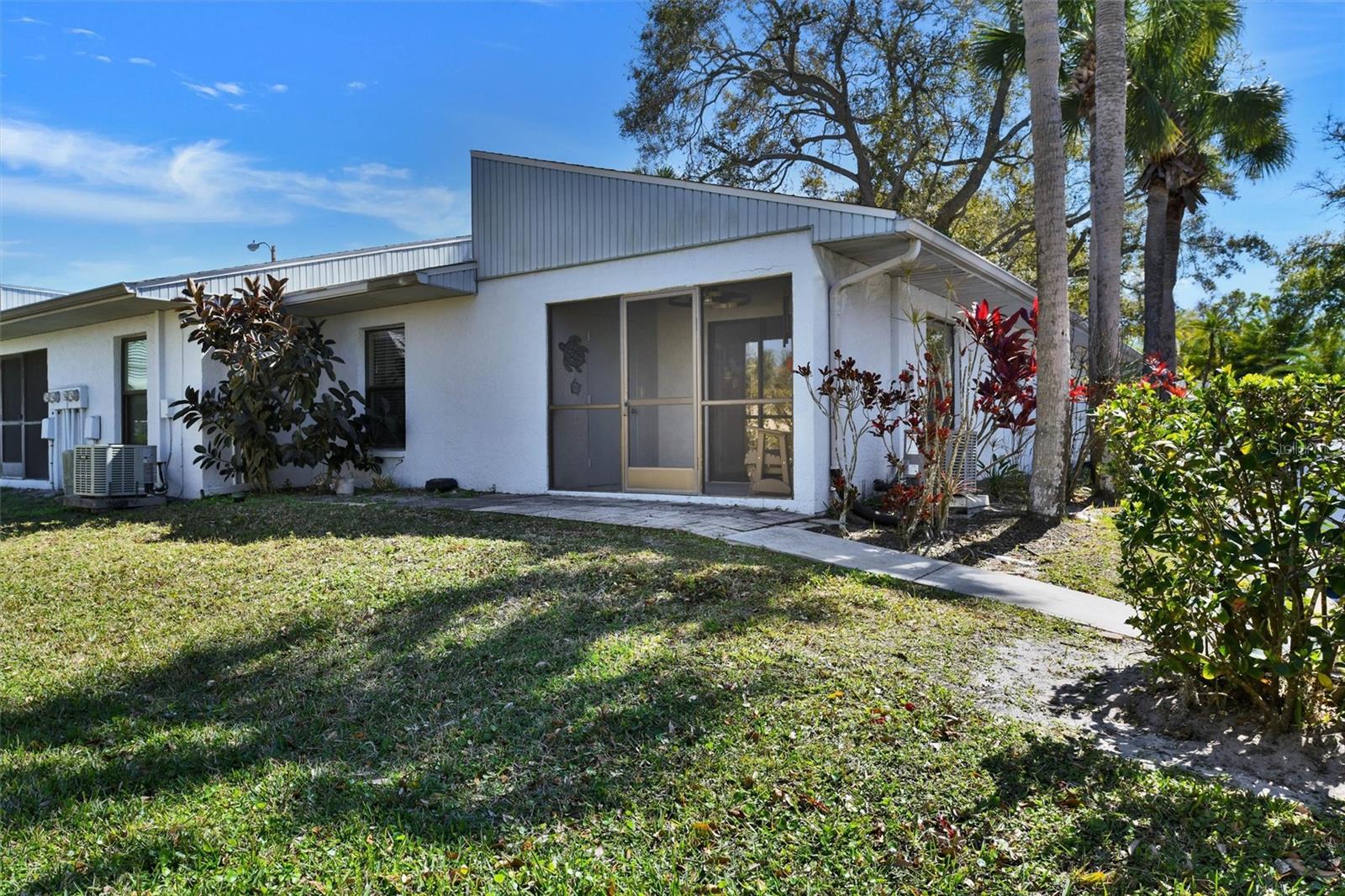 DUNEDIN PINES CONDO - Residential