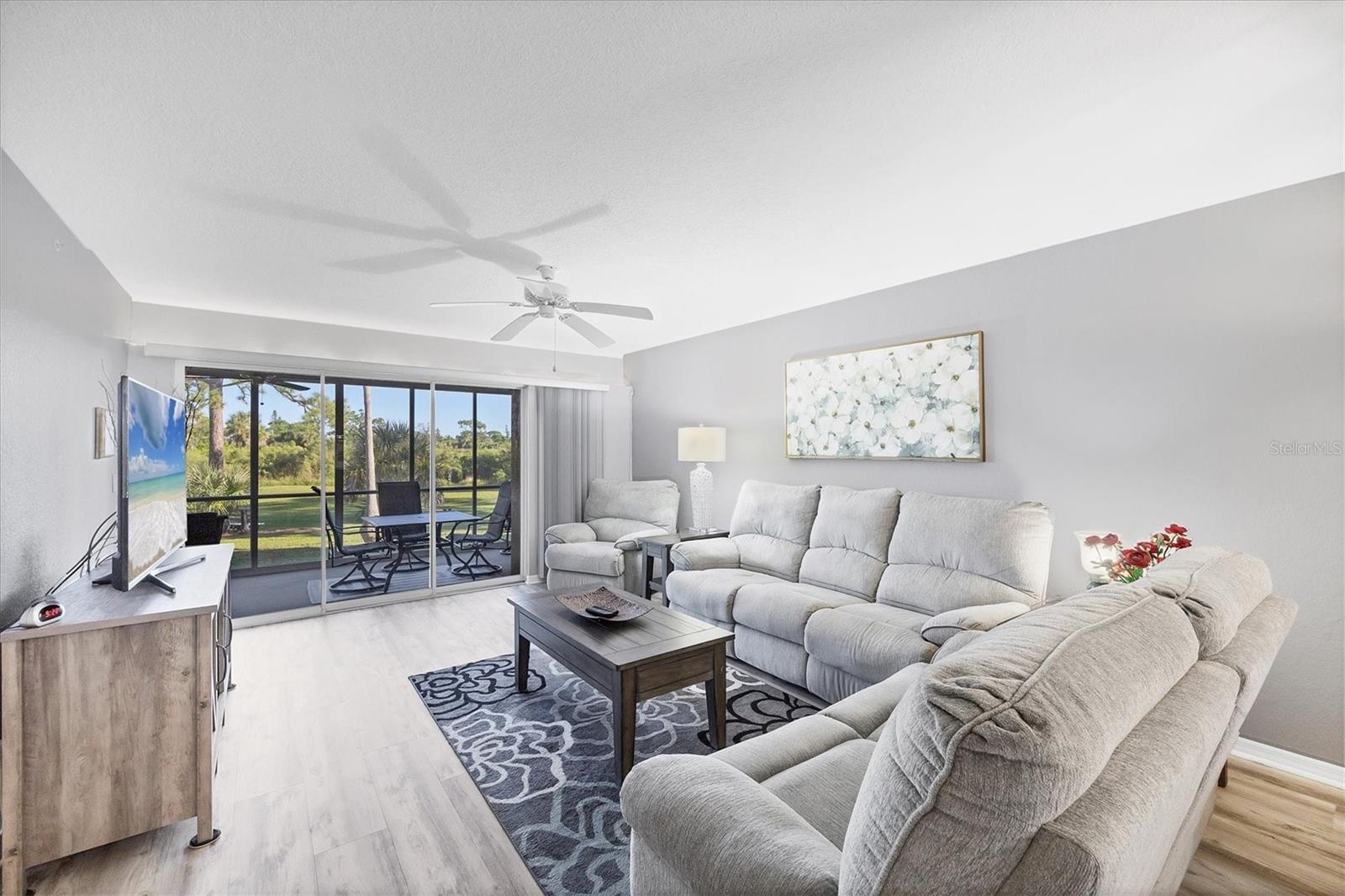 SANCTUARY GOLDEN TEE PH 04 - Residential