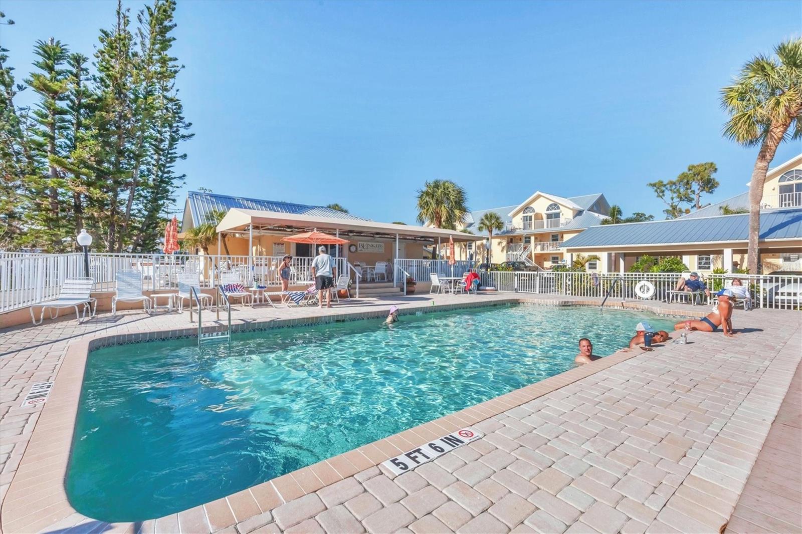 SANCTUARY GOLDEN TEE PH 04 - Residential