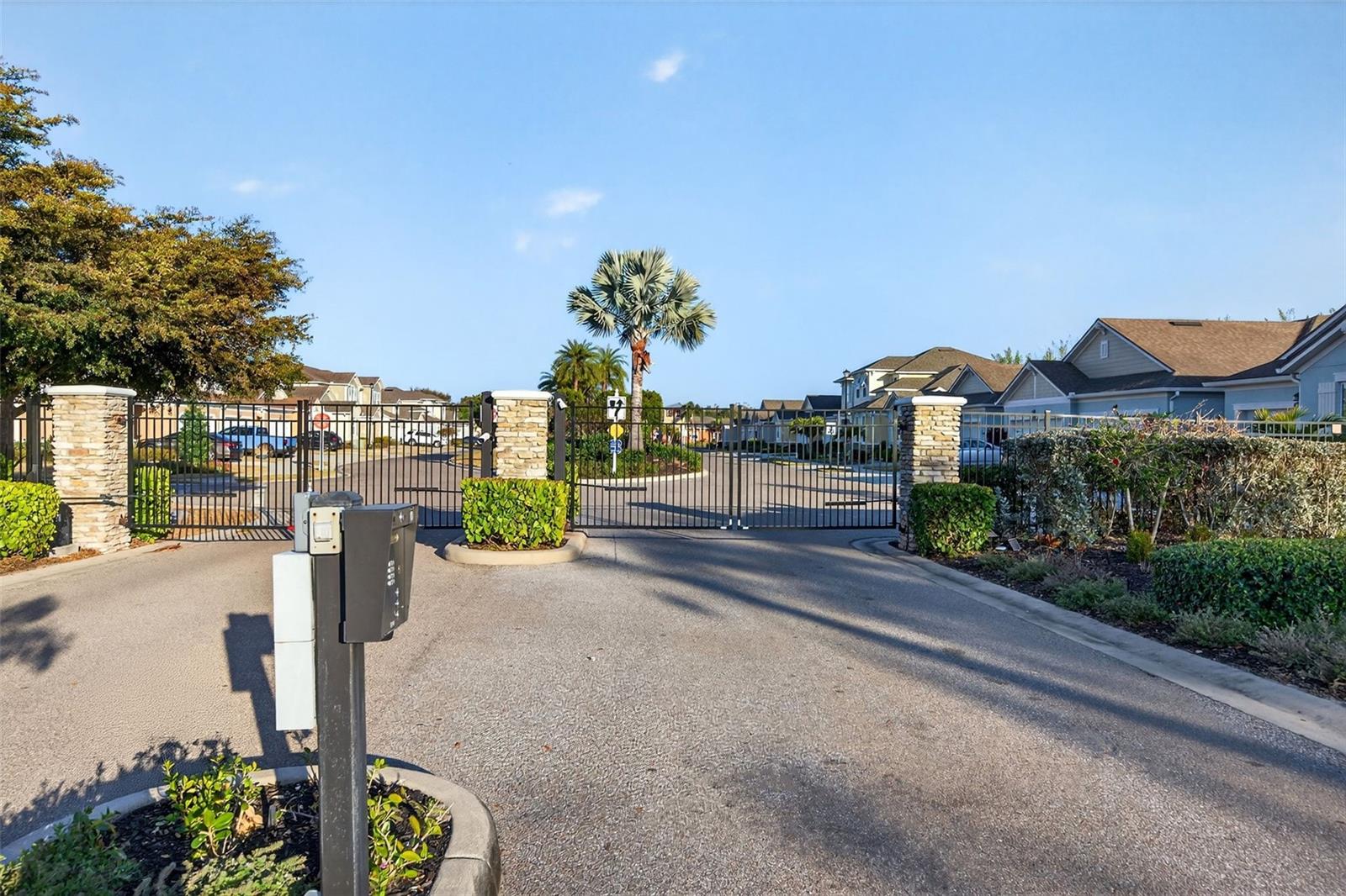 ENCLAVE/FRST LAKES - Residential