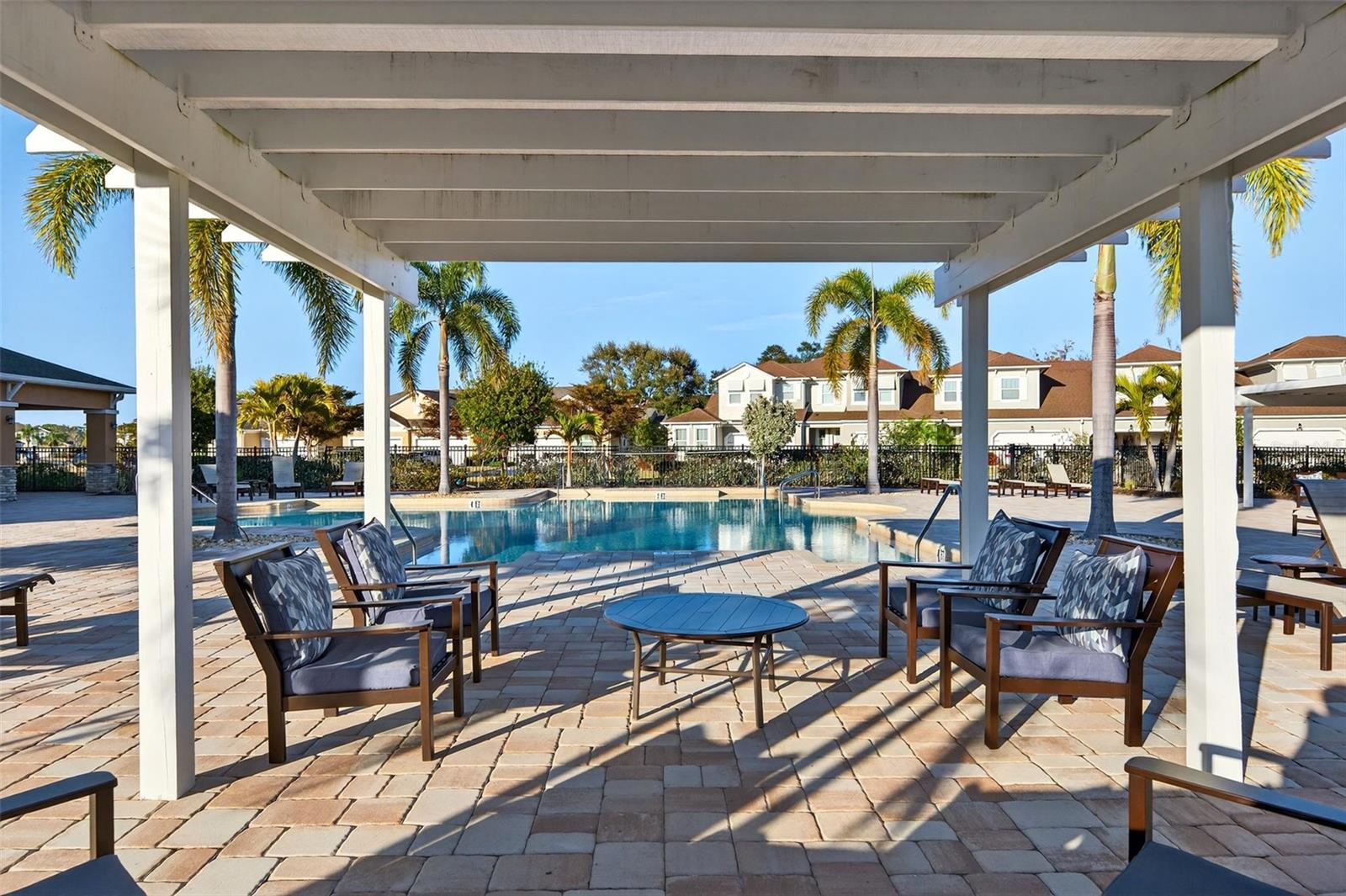 ENCLAVE/FRST LAKES - Residential