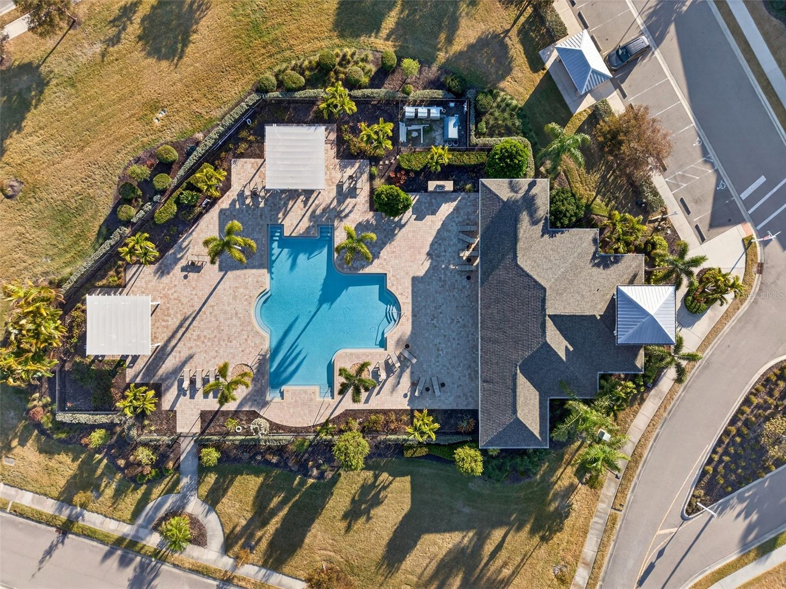 ENCLAVE/FRST LAKES - Residential