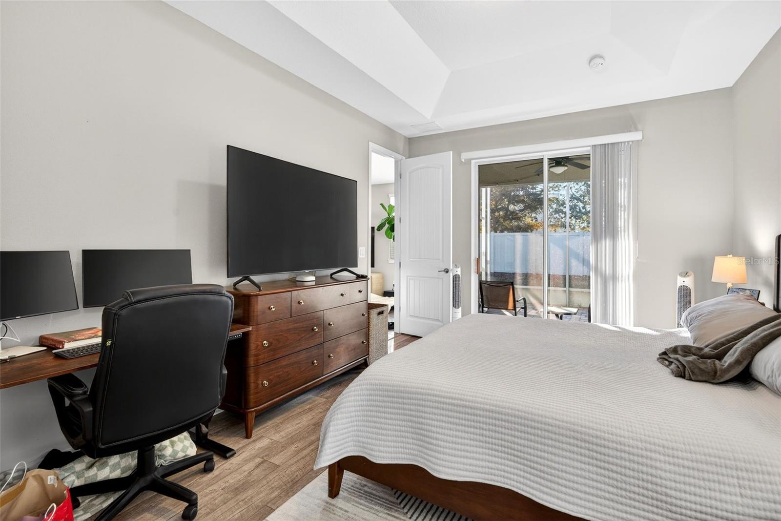 ENCLAVE/FRST LAKES - Residential