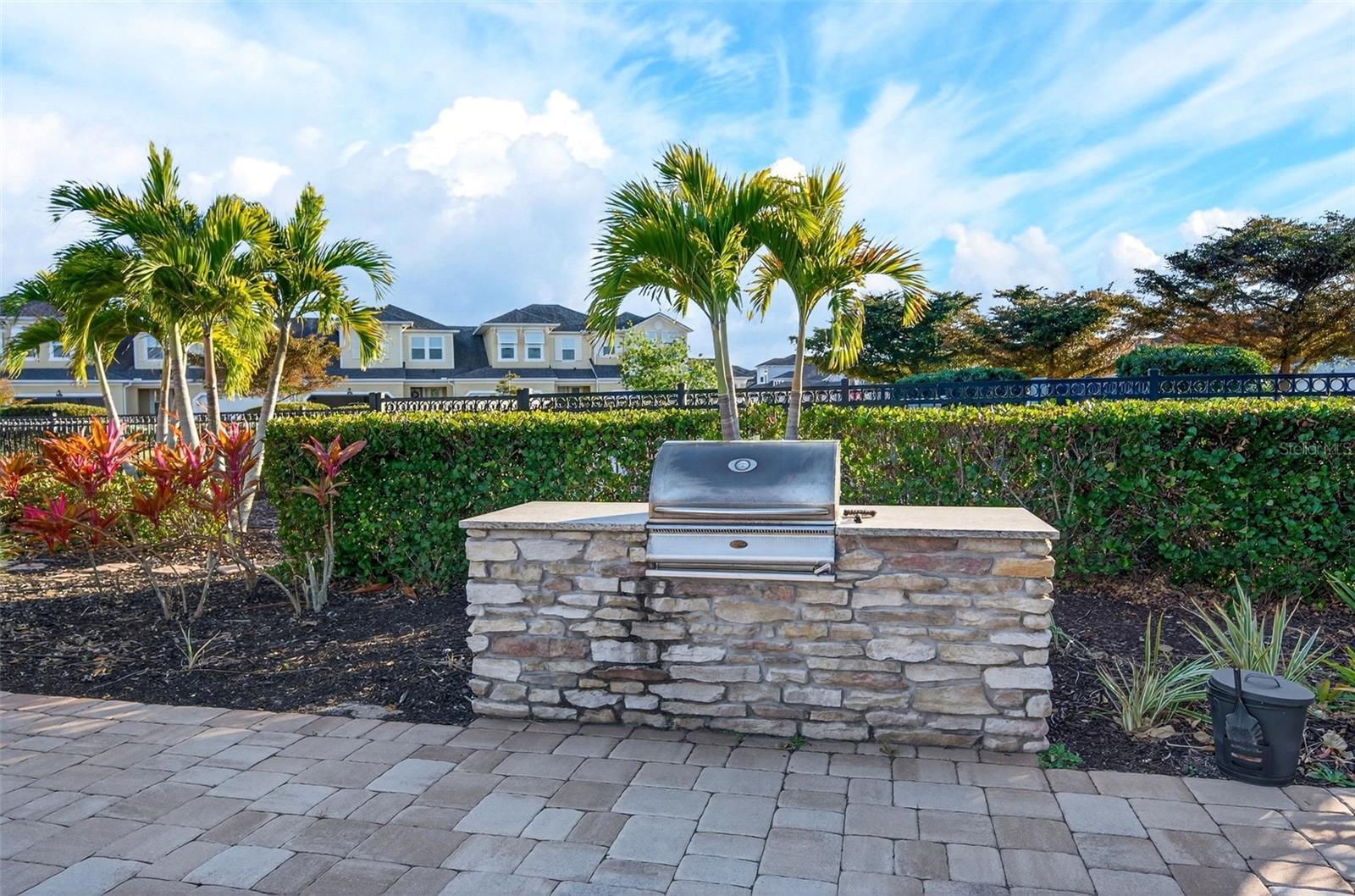 ENCLAVE/FRST LAKES - Residential