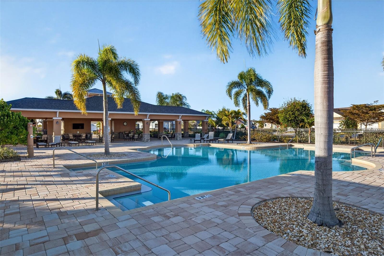 ENCLAVE/FRST LAKES - Residential