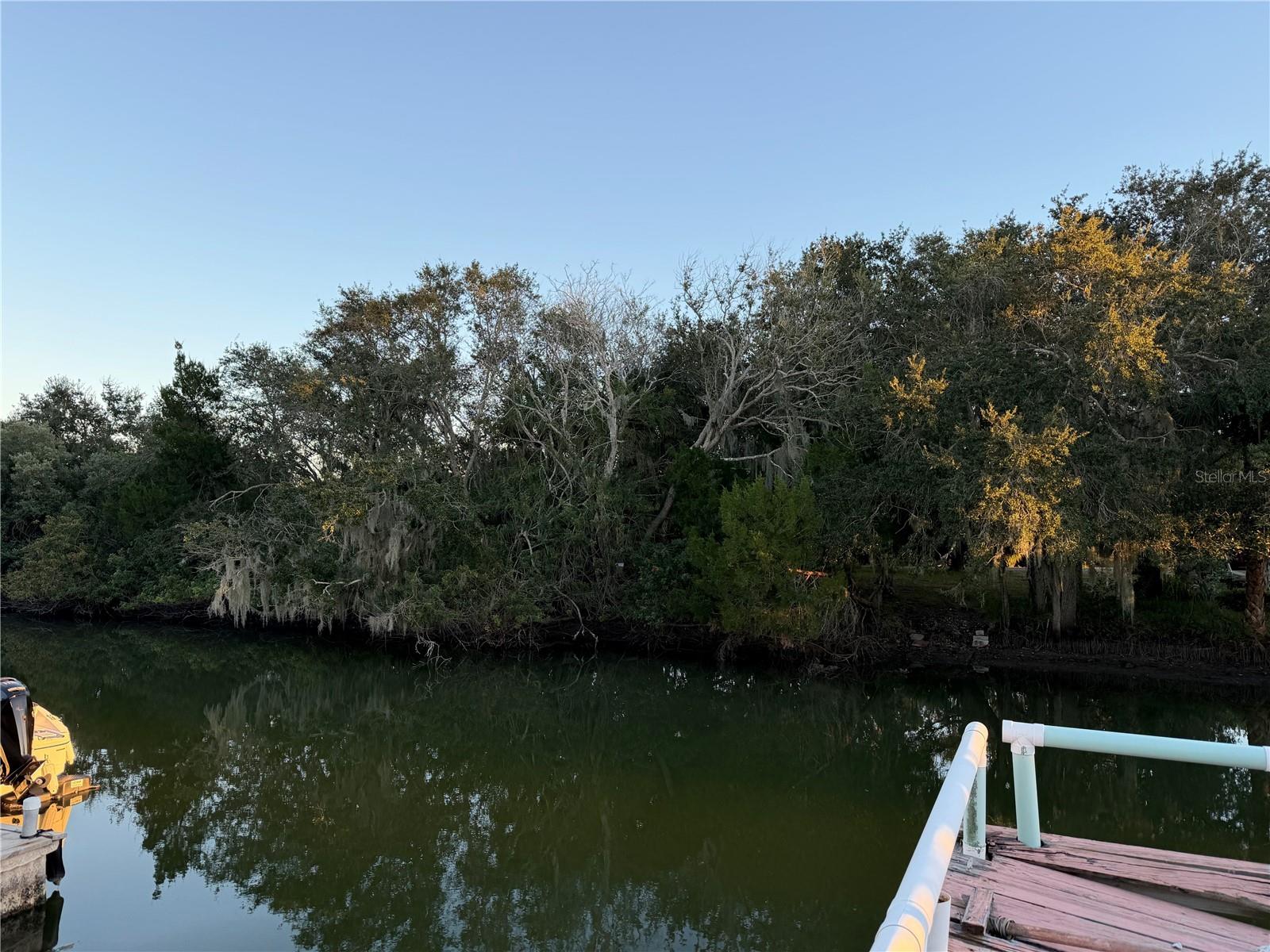 INDIAN HARBOR ESTATES UNIT 04 - Residential