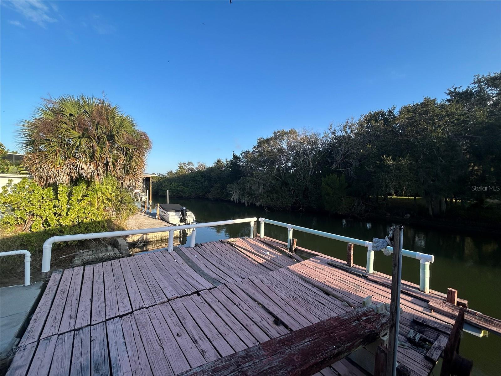 INDIAN HARBOR ESTATES UNIT 04 - Residential