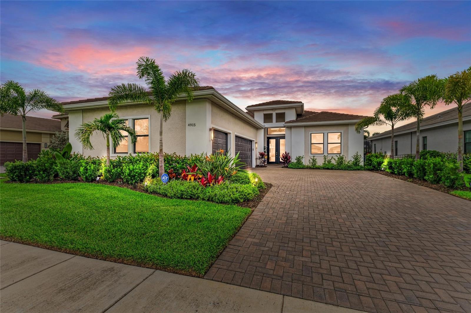 4915 KIVA CIRCLE
