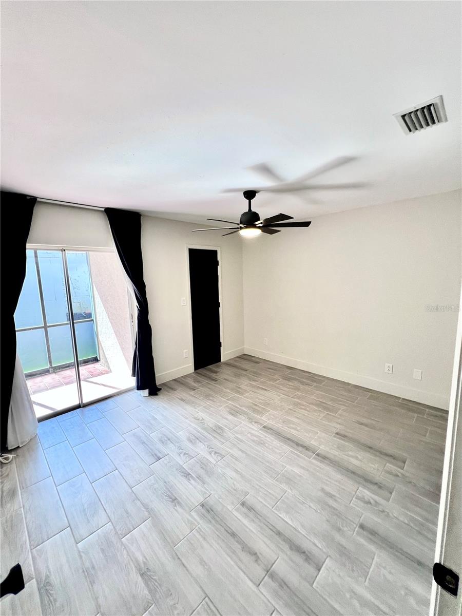 EAST LAKE WOODLANDS CLUSTER HOMES - Residential Lease