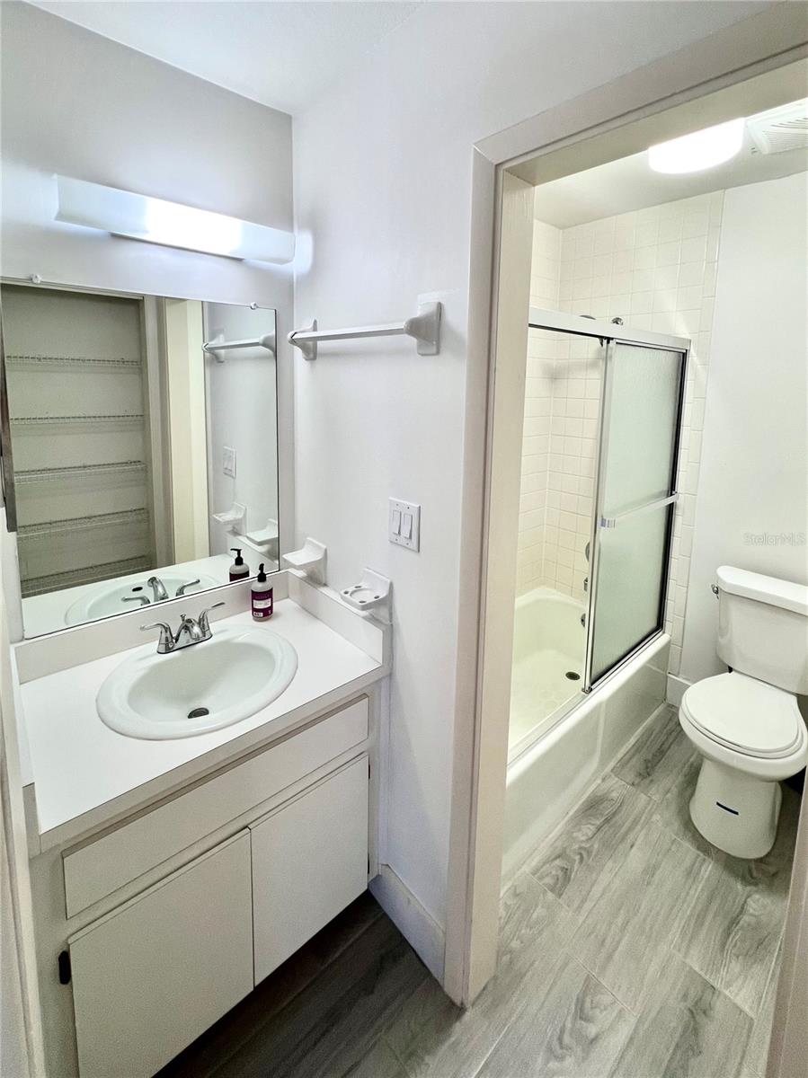 EAST LAKE WOODLANDS CLUSTER HOMES - Residential Lease