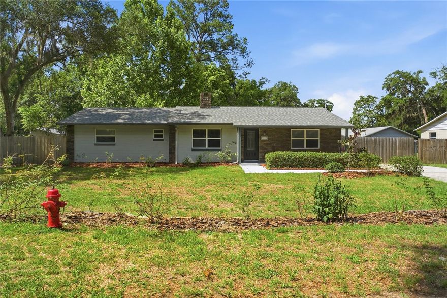 Welcome to 1509 NE 31st Place in Ocala! This charming 3-bedroom, 2-bath concrete block home offers approximately 1,696 sq ft of living space on a spacious 0.29-acre lot. Built in 1977, the property features a functional single-story layout, generous living areas, and a cozy fireplace that adds warmth and character.