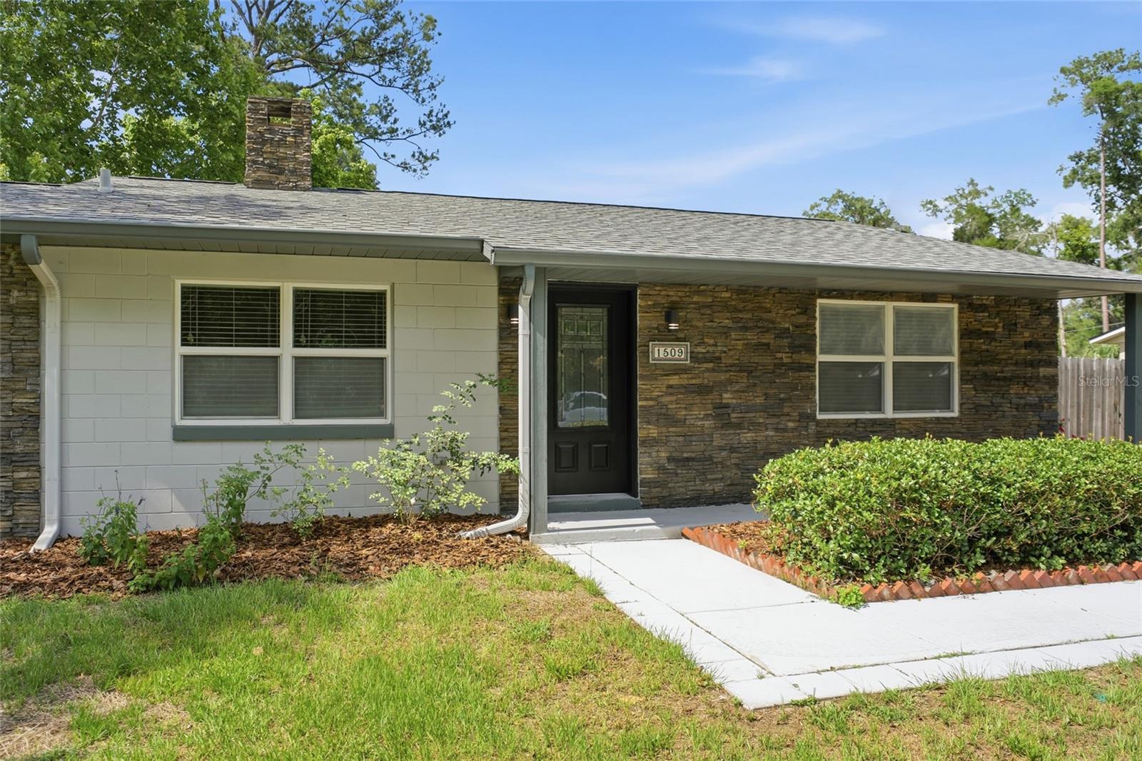 1509 NE 31ST PLACE