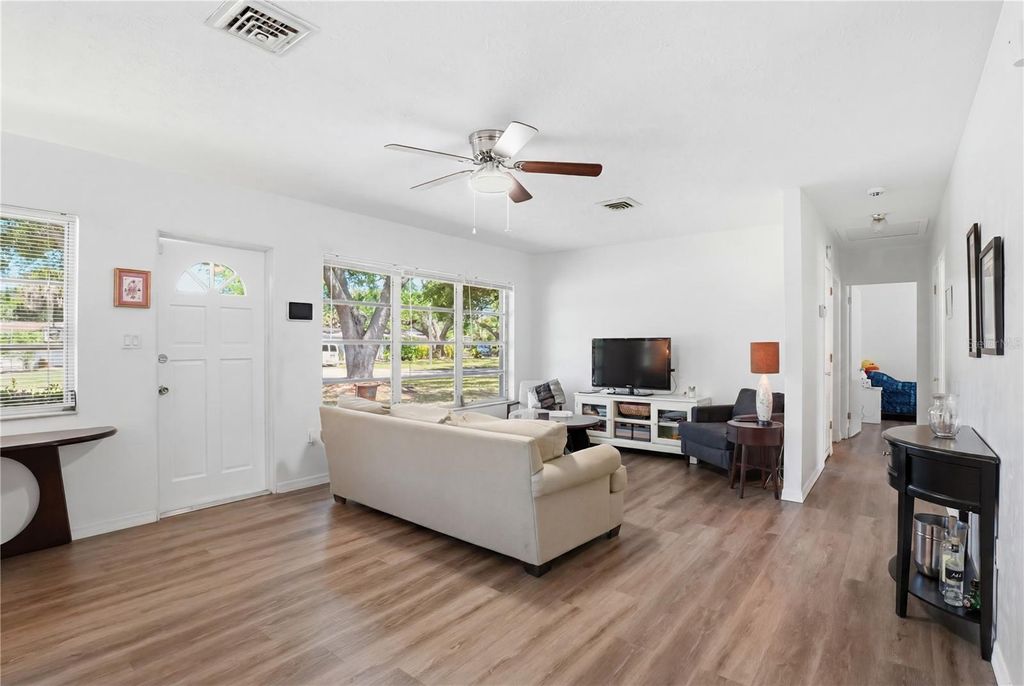 Photo of 73 Saint Lucie Avenue, Sarasota, FL 34232 (MLS # A4694123)