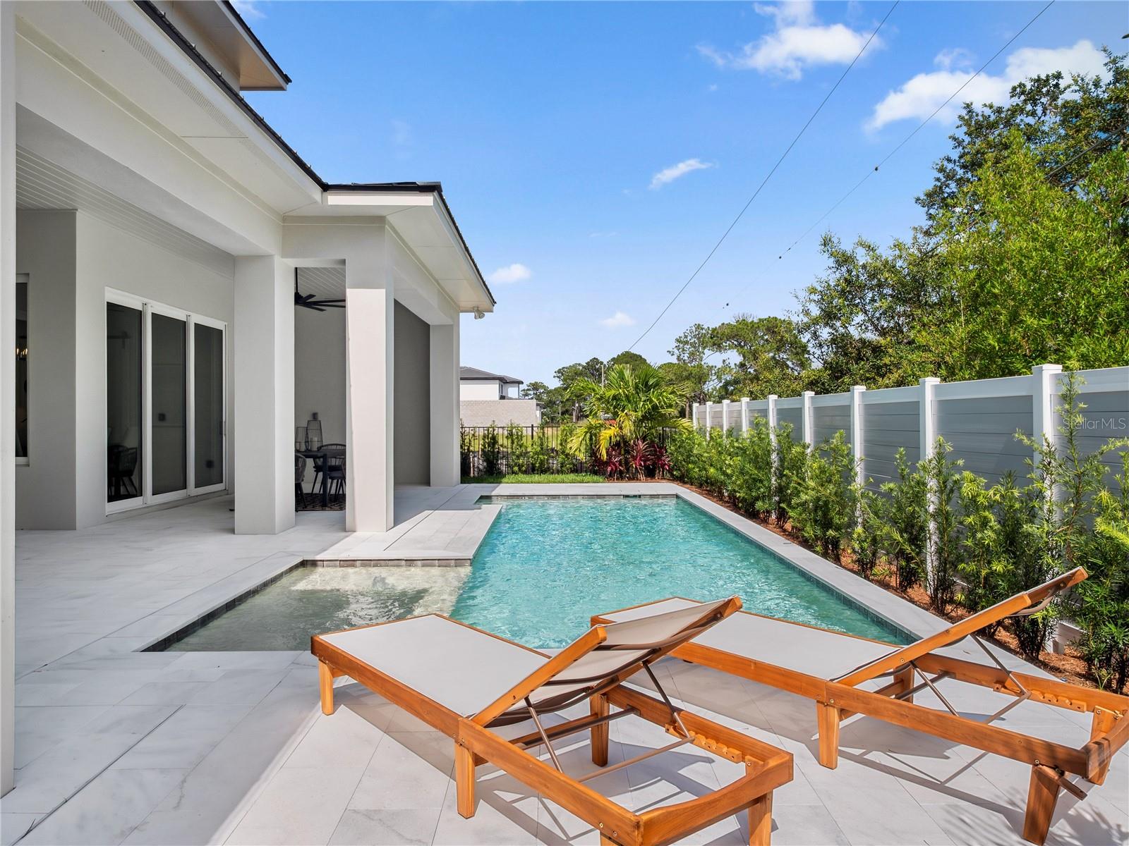 LAKE SHEEN SOUND - Residential