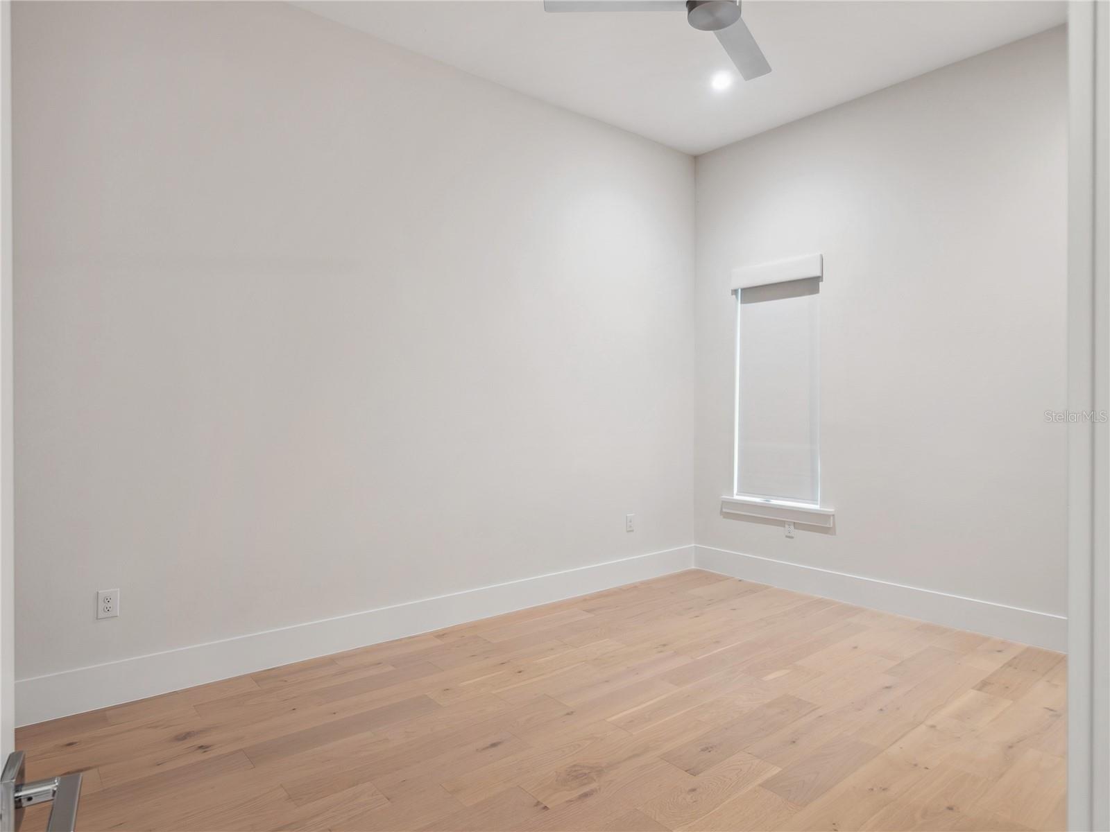 LAKE SHEEN SOUND - Residential