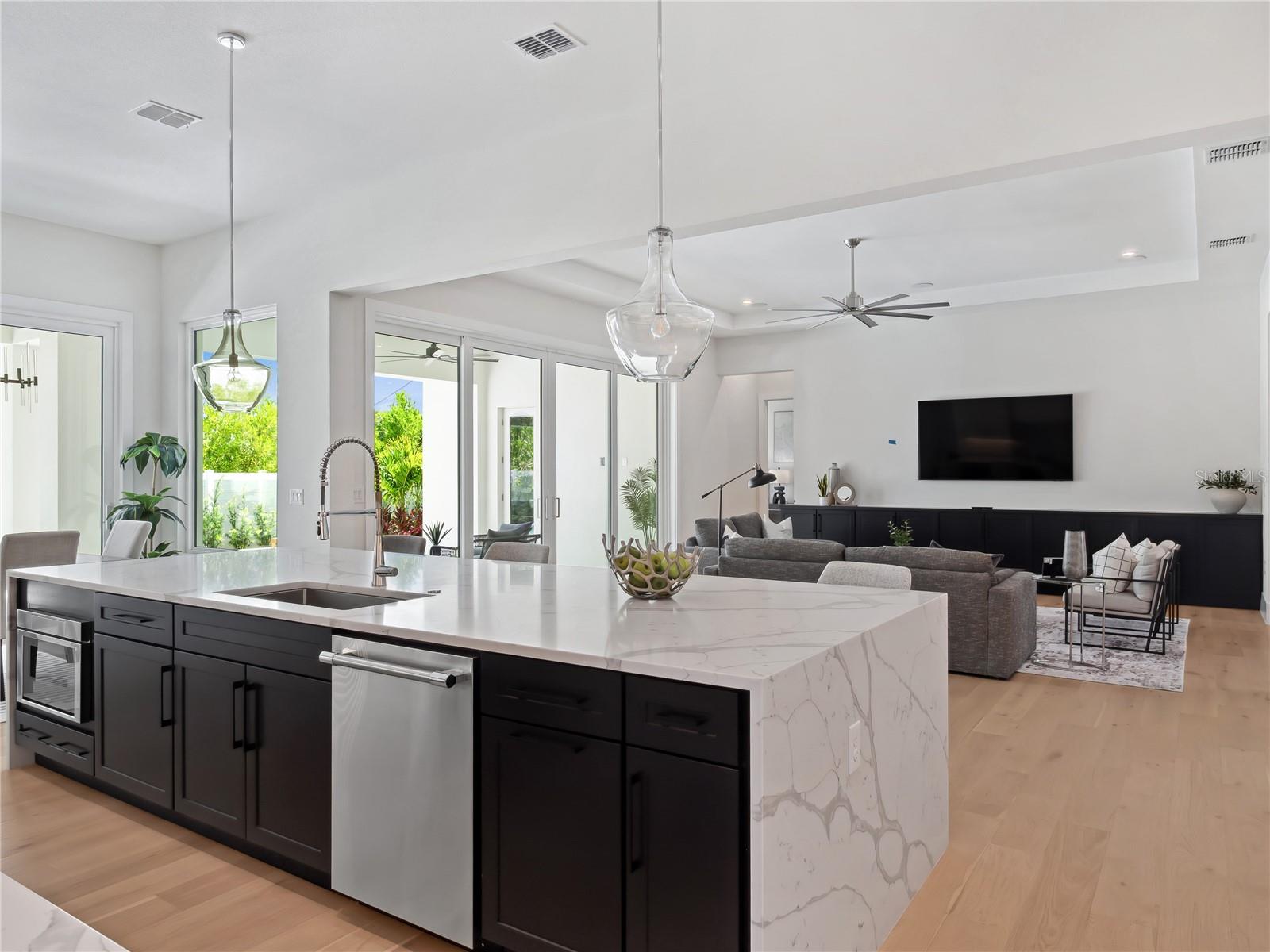 LAKE SHEEN SOUND - Residential