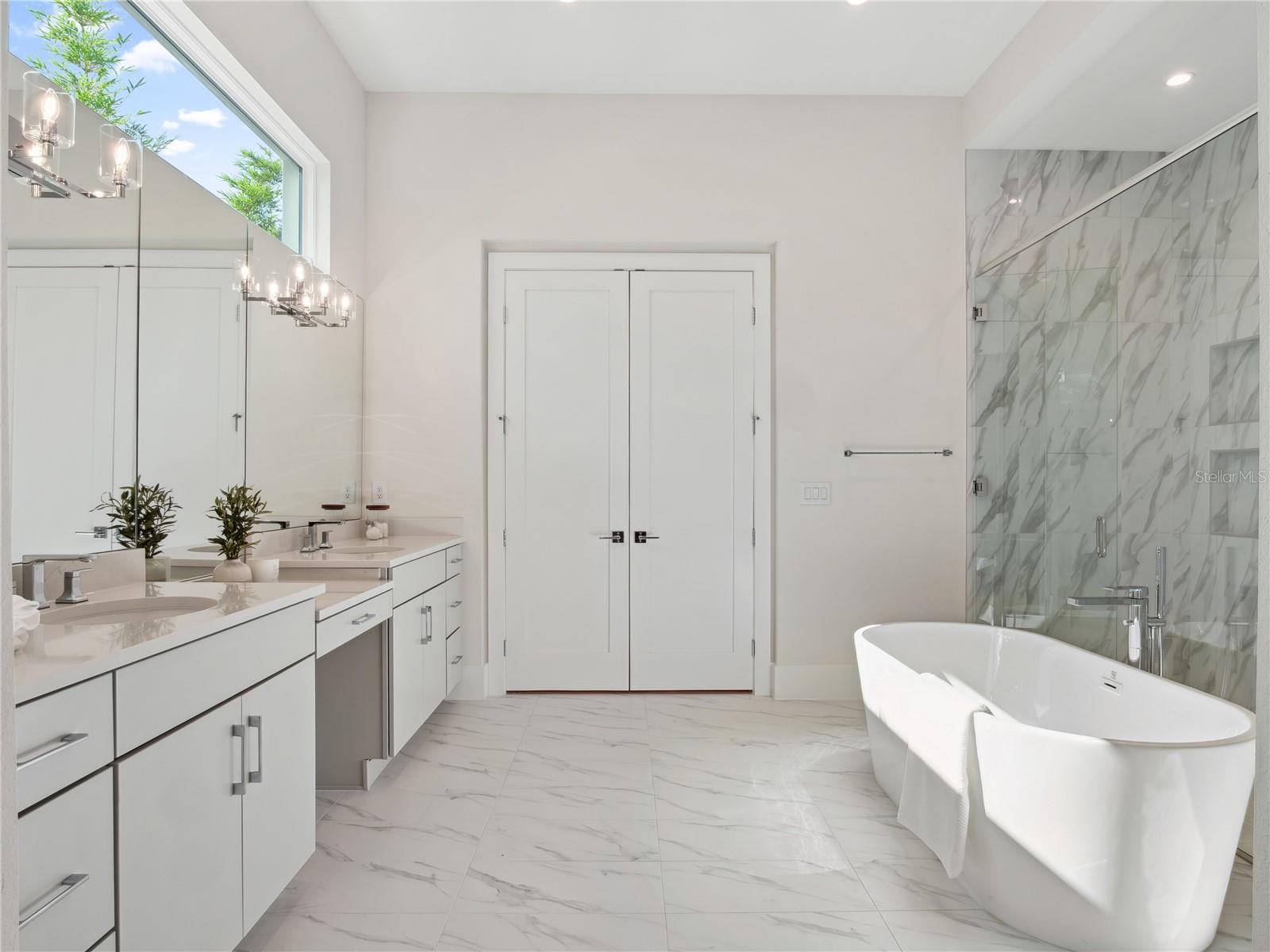 LAKE SHEEN SOUND - Residential