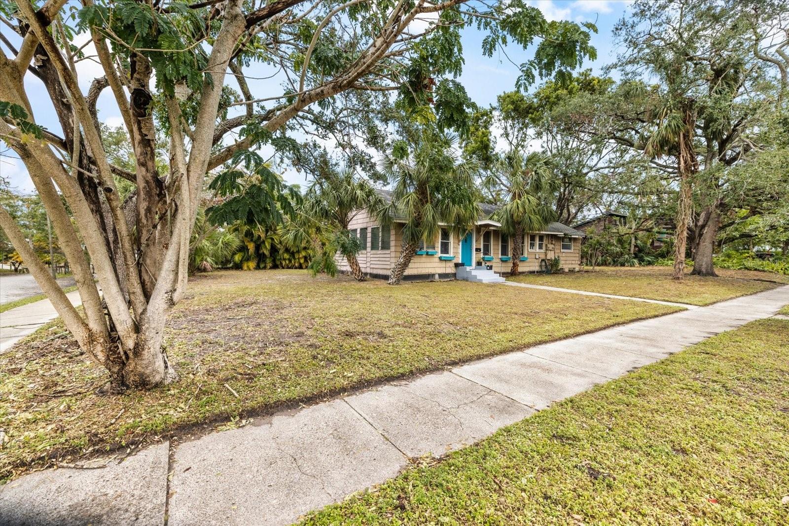Rare Half-Acre Development Opportunity in Sarasota’s Gillespie Park
DTN-Zoned | Approved for up to Six Units | Prime Corner Lot
Discover one of the most compelling infill opportunities in Sarasota’s urban core. This .5-acre double lot—positioned on a high-visibility corner in the heart of Gillespie Park—offers sought-after DTN (Downtown Neighborhood) zoning with approval for up to six three-story homes.
Blending flexibility, location, and upscale potential, this property is your chance to create a signature residential experience in one of Sarasota’s most dynamic and walkable neighborhoods.
Unmatched Location & Lifestyle Appeal
• Just blocks from 65+ restaurants, boutique shops, art galleries, and cultural venues
• Minutes to Sarasota Bay, the John Ringling Bridge, Lido Beach, and the new 50-acre Bay Sarasota Park
• Easy access to downtown events, markets, theaters, and the vibrant creative district
Gillespie Park is known for its unique blend of historic charm and modern momentum—making it a favorite for both residents and developers seeking timeless value and lifestyle appeal.
Both parcels—624 Goodrich Avenue and 1705 6th Street—are being sold together, offering a rare chance to build something truly exceptional.
Bring your vision. This opportunity won’t wait.