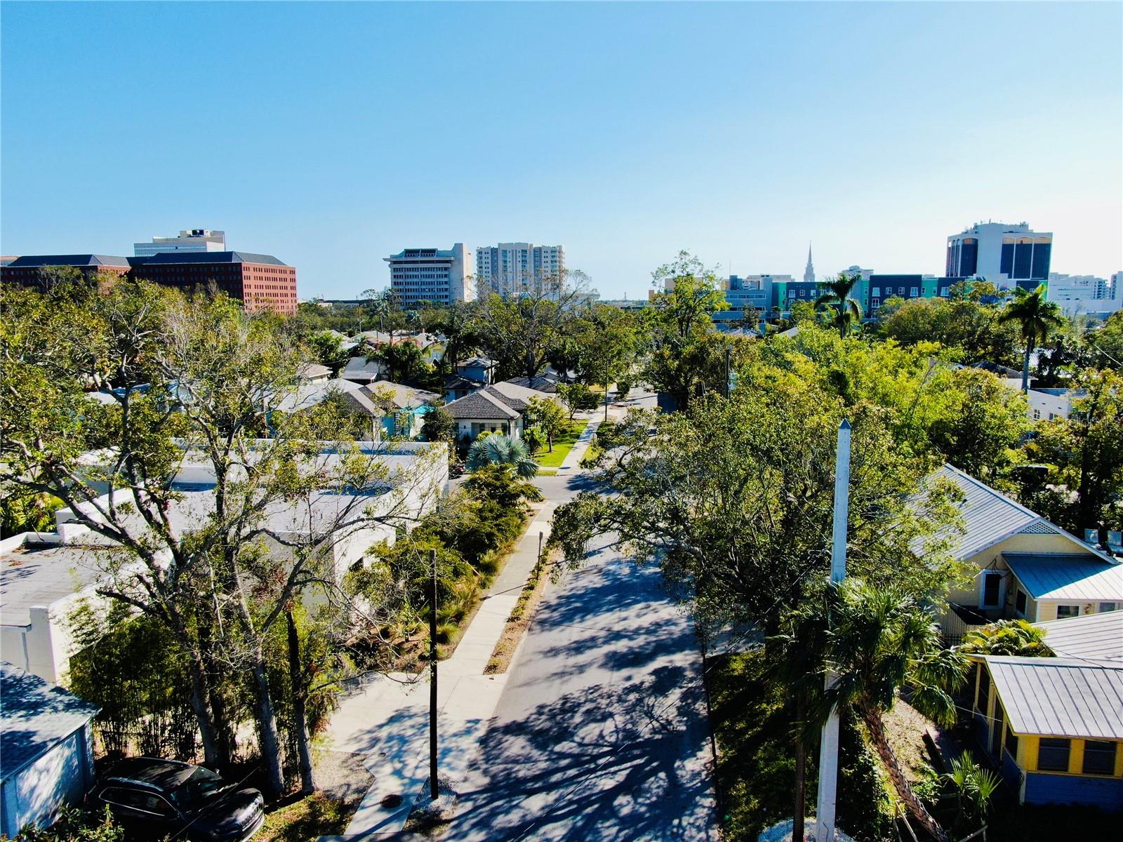 INWOOD PARK - Residential Income