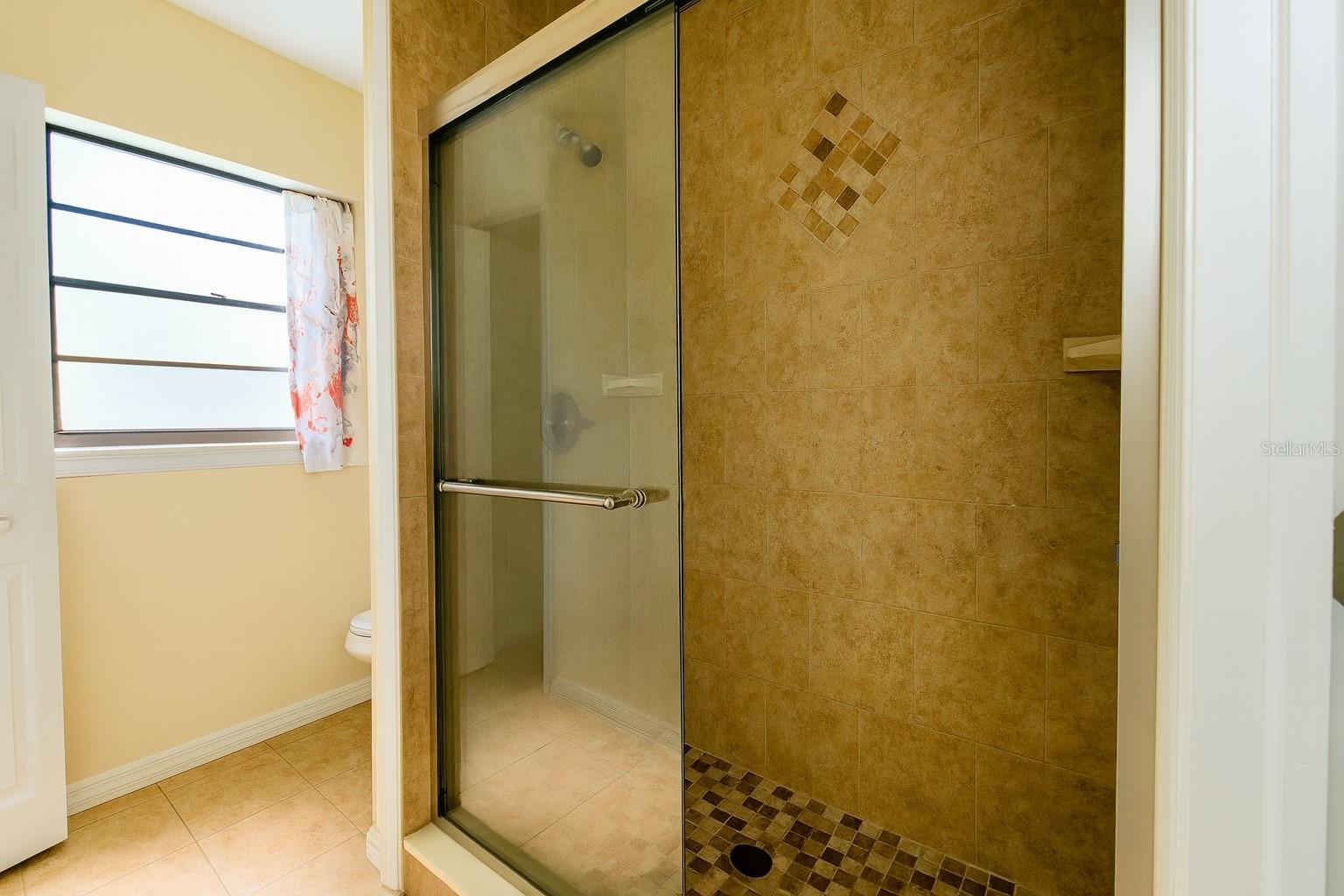 SOUTH VENICE - Residential Lease