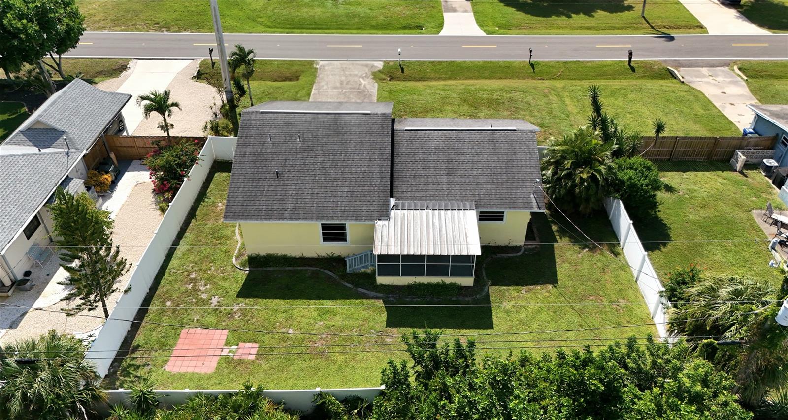 SOUTH VENICE - Residential Lease