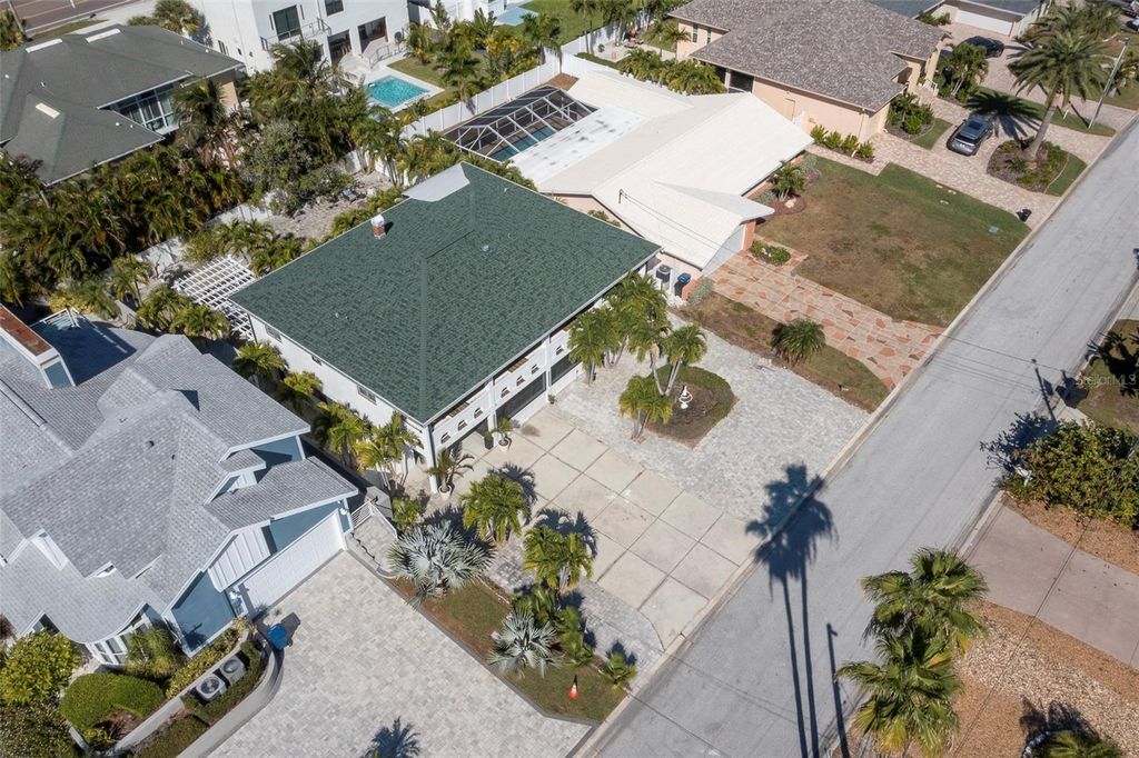 Photo of 2710 Hibiscus Drive W, Belleair Beach, FL 33786 (MLS # TB8450599)