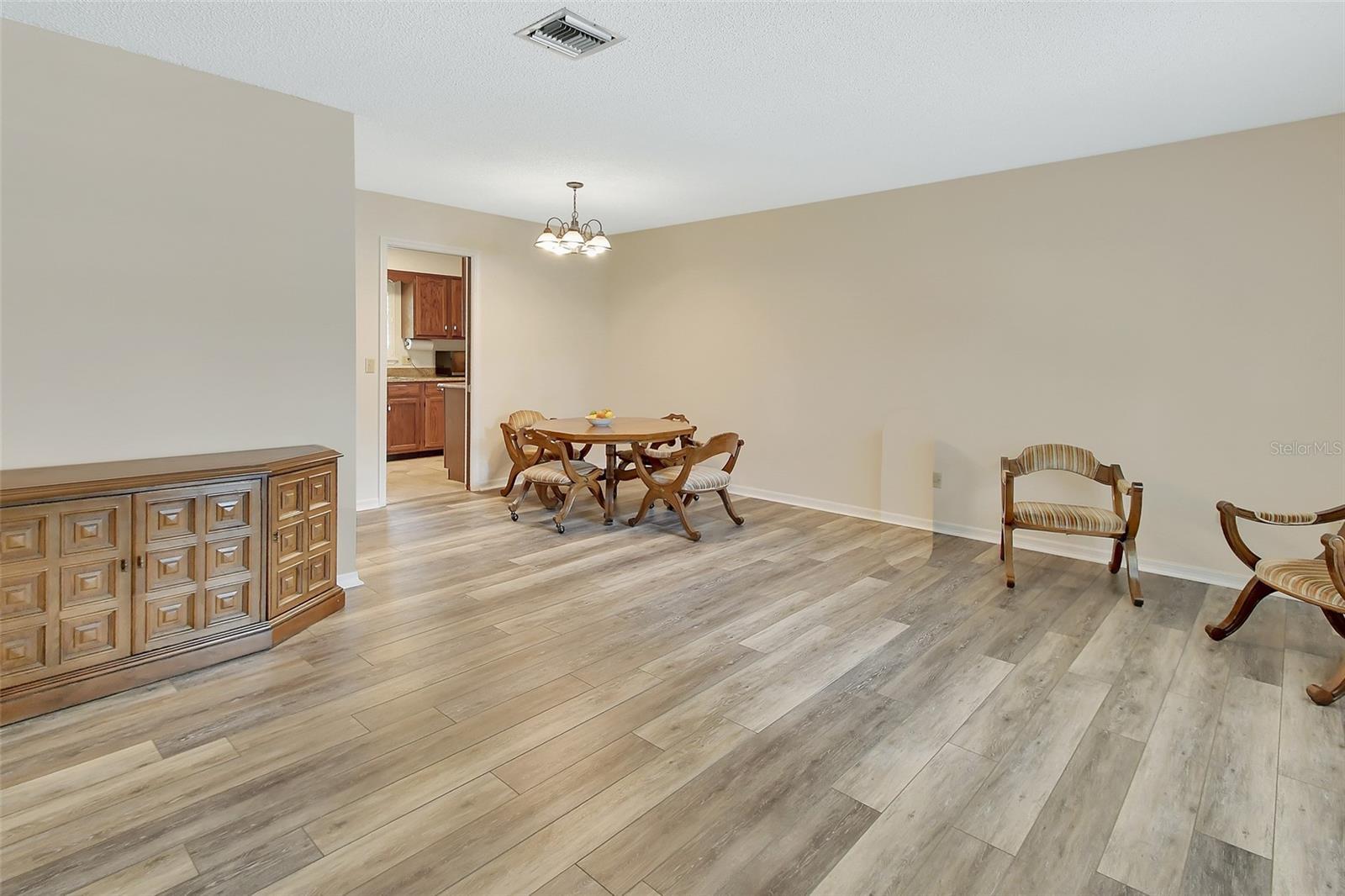 672 SWARTHMORE DRIVE