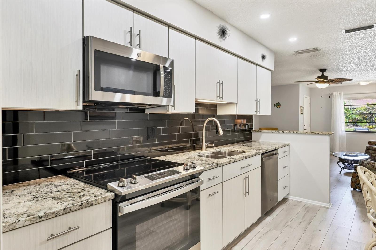 HERITAGE VILLAGE WEST - Residential