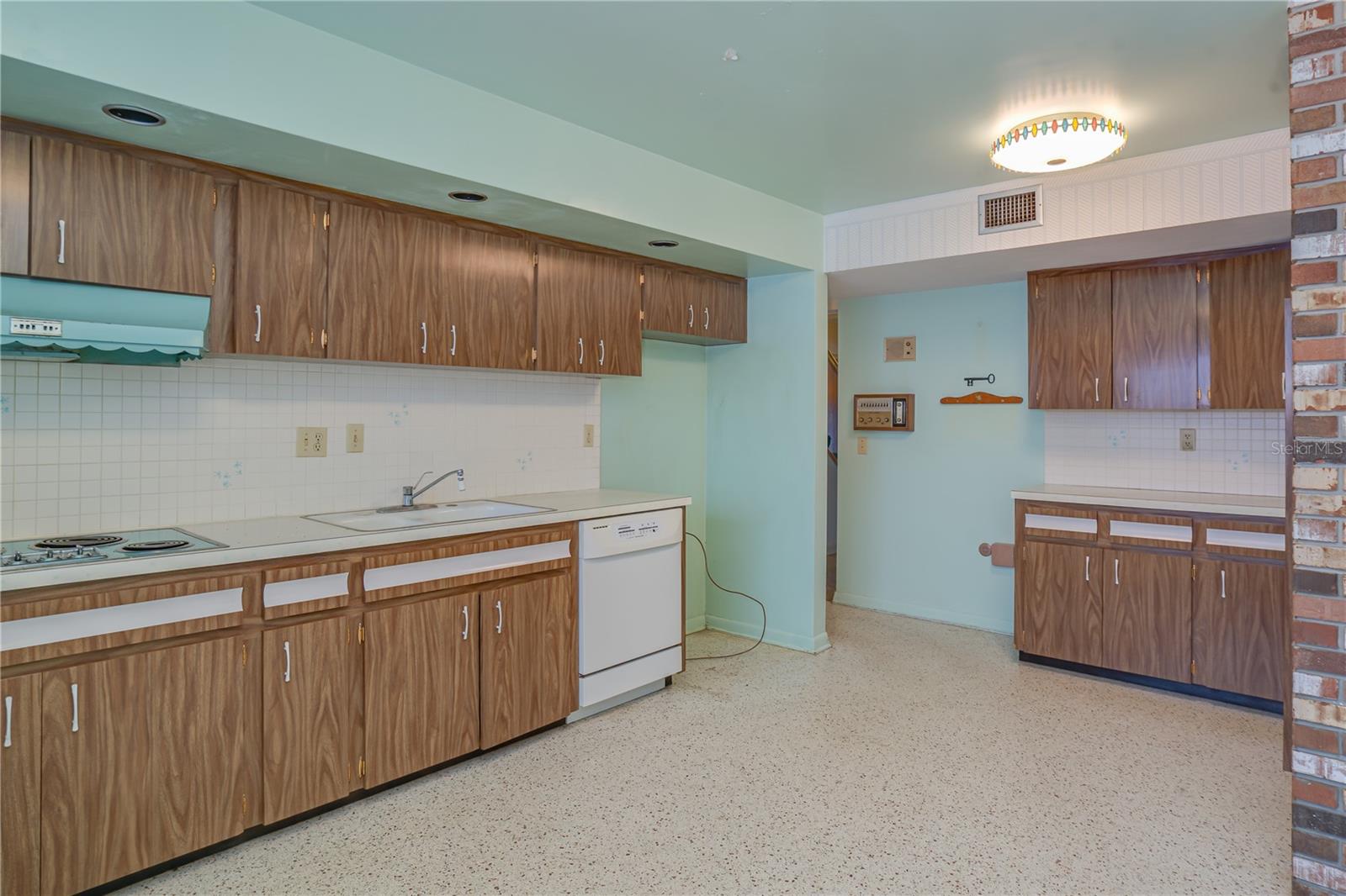 PINELLAS FARMS 1ST ADD - Residential