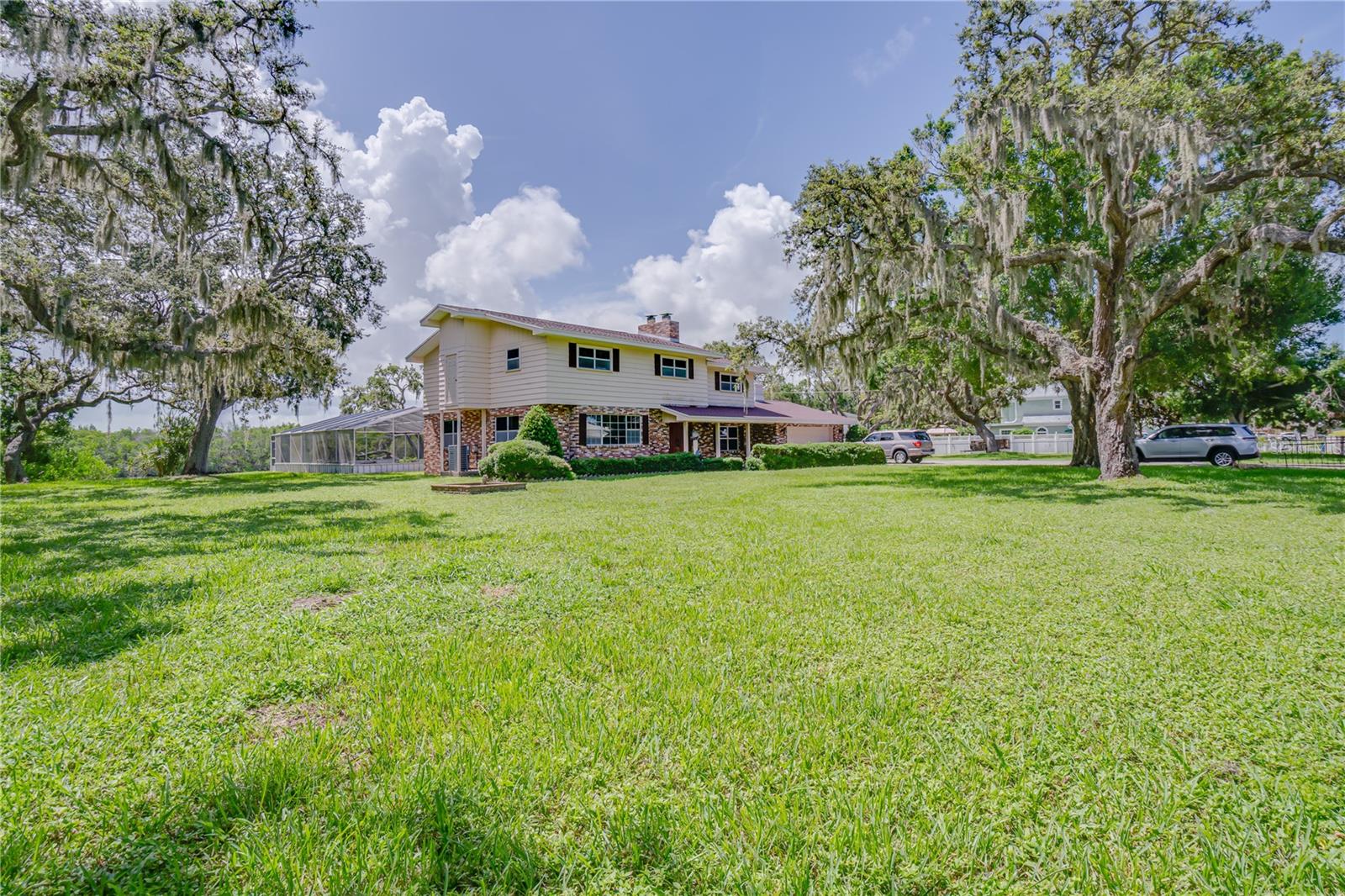 PINELLAS FARMS 1ST ADD - Residential